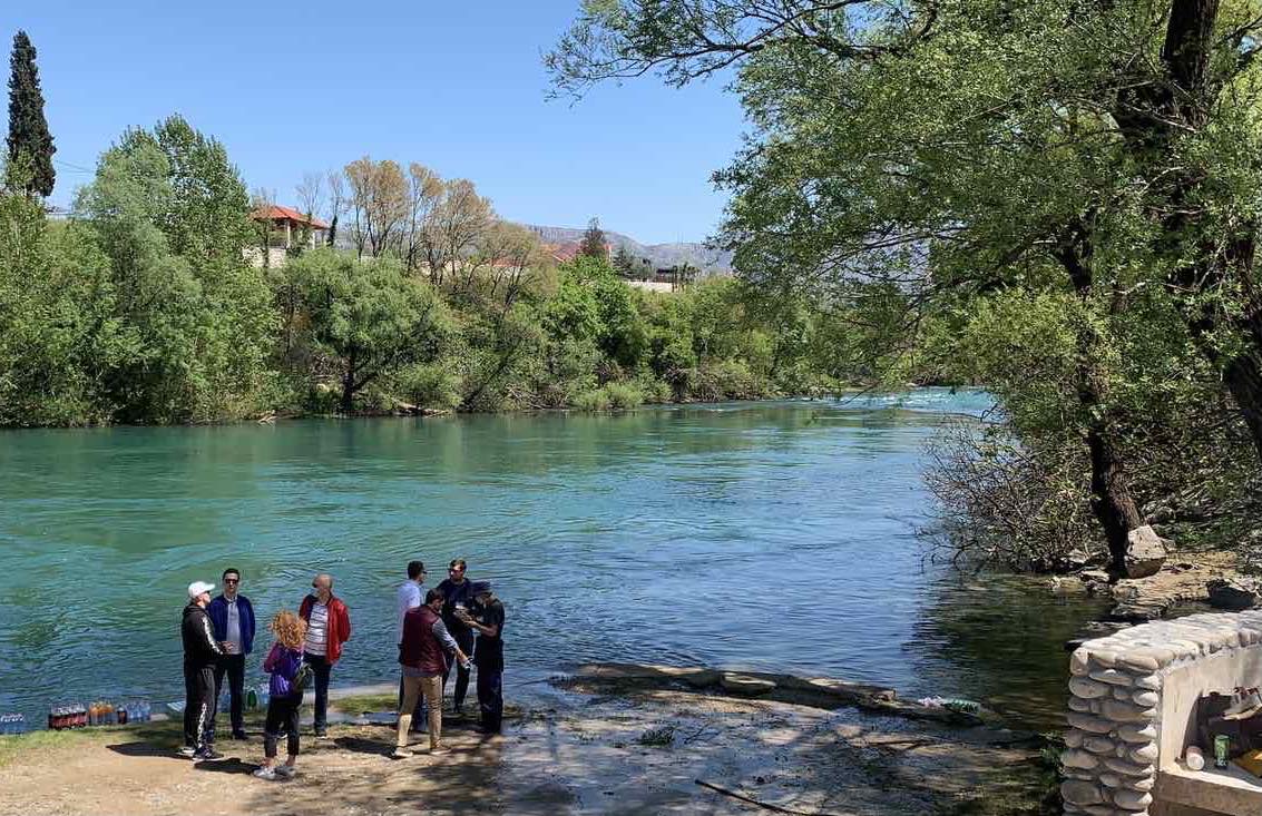 Plaža u Rogamima dobila potpuno novi izgled; Jedno od najposjećenijih izletišta u Podgorici spremno za posjetioce