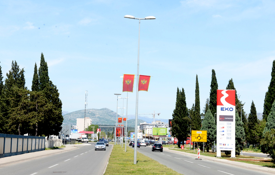 Povodom Dana nezavisnosti počelo kićenje Podgorice