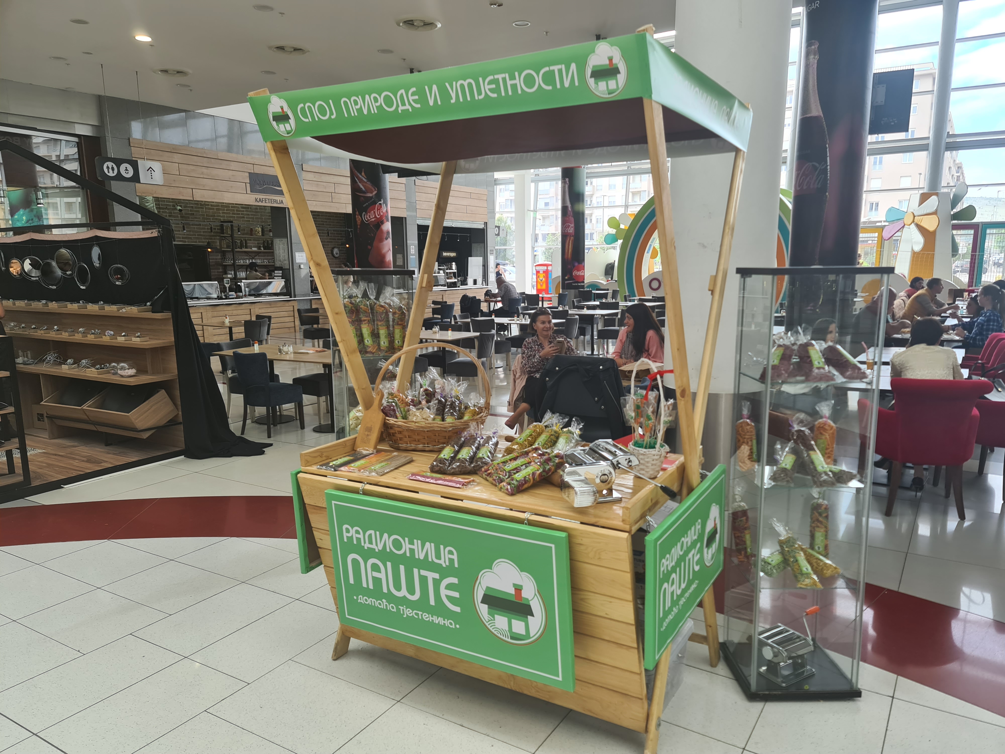 Projekat kreativno preduzetništvo: Tokom maja pored brenda Mika rawbeauty u Delti i Radionica pašte