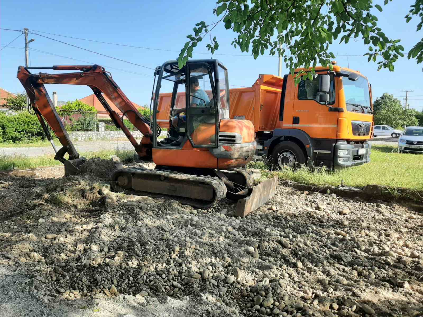 Počeli radovi na izgradnji dječijeg igrališta u Mahali