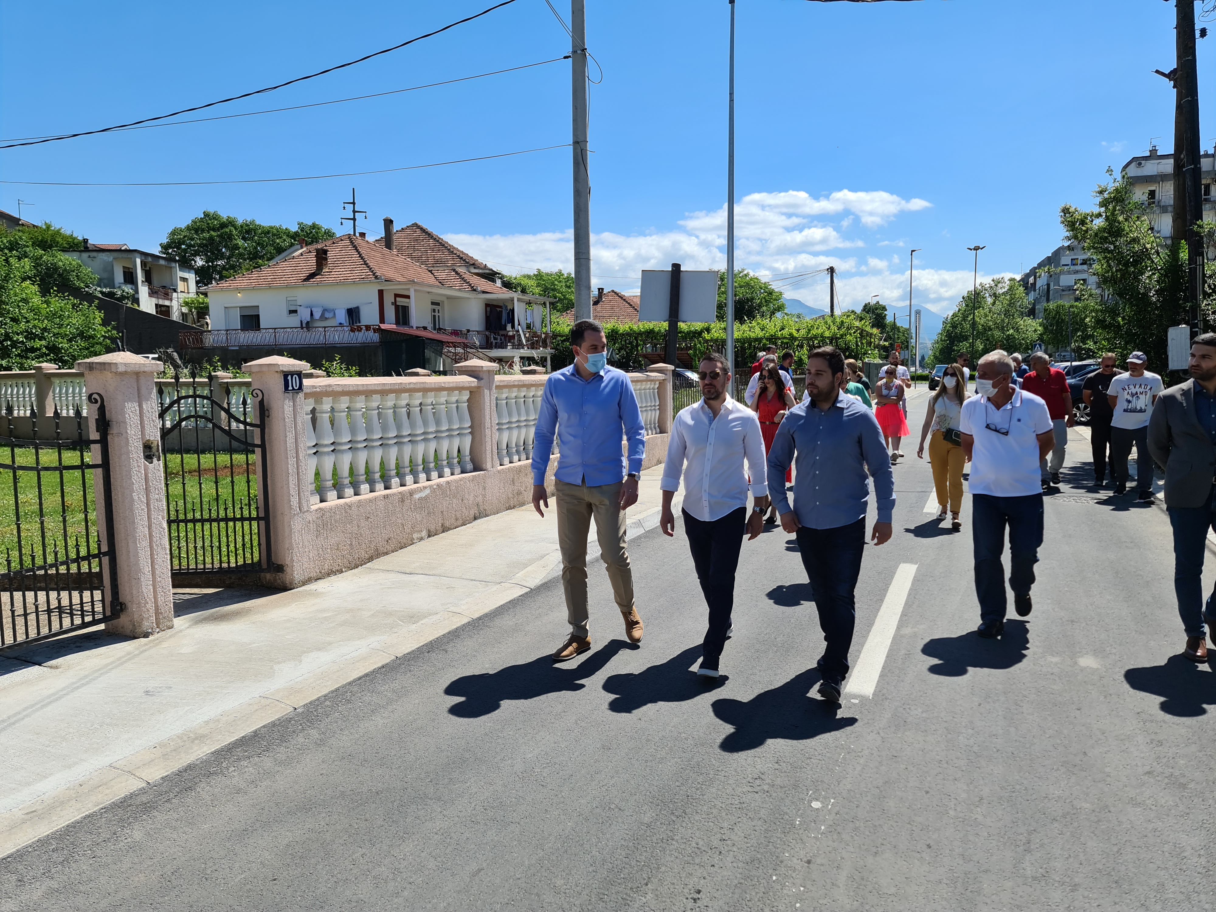 Još jedna saobraćajnica u Podgorici dobila potpuno novi izgled; Završena rekonstrukcija Ulice 18. jula u Momišićima
