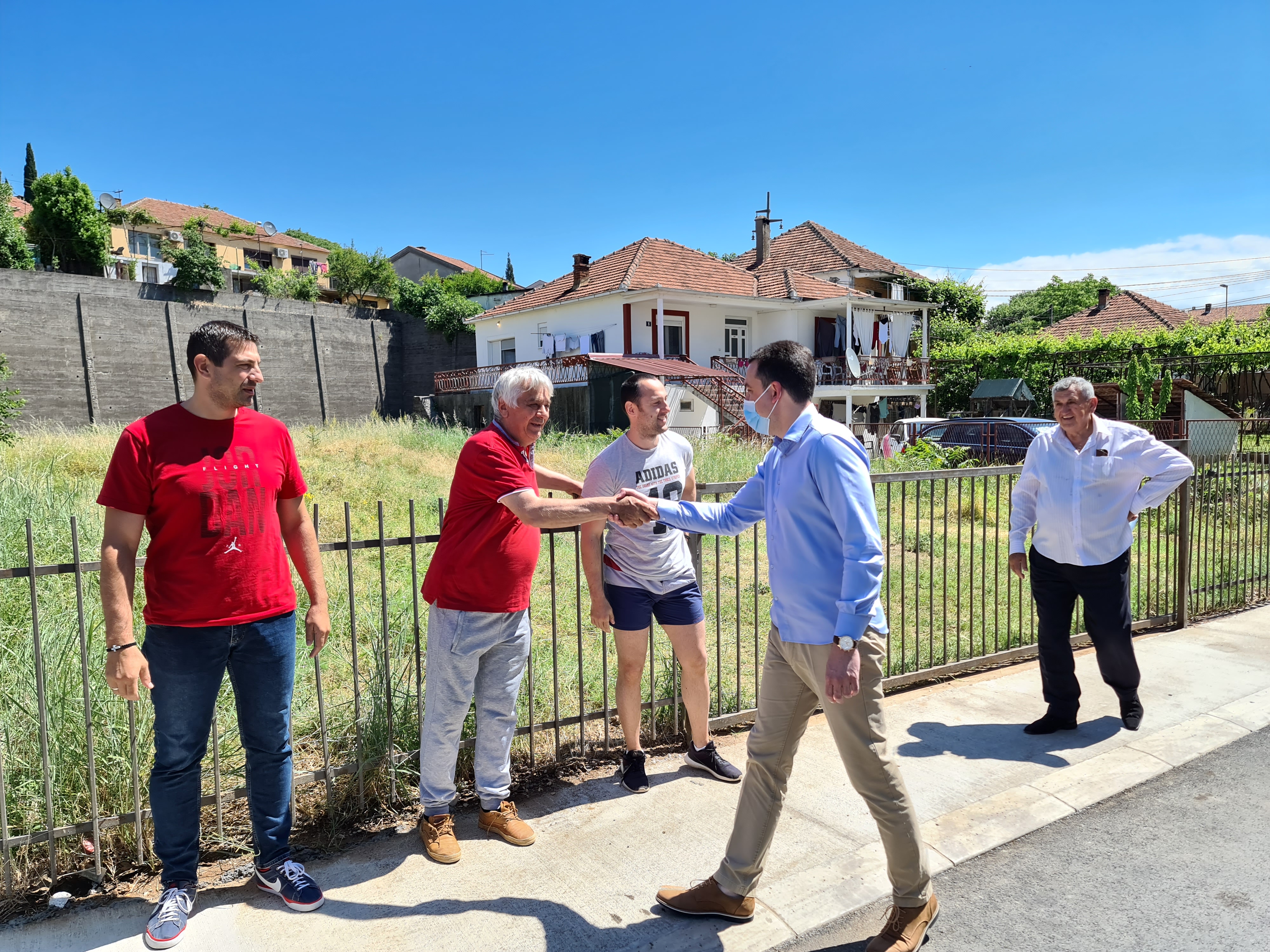 Još jedna saobraćajnica u Podgorici dobila potpuno novi izgled; Završena rekonstrukcija Ulice 18. jula u Momišićima