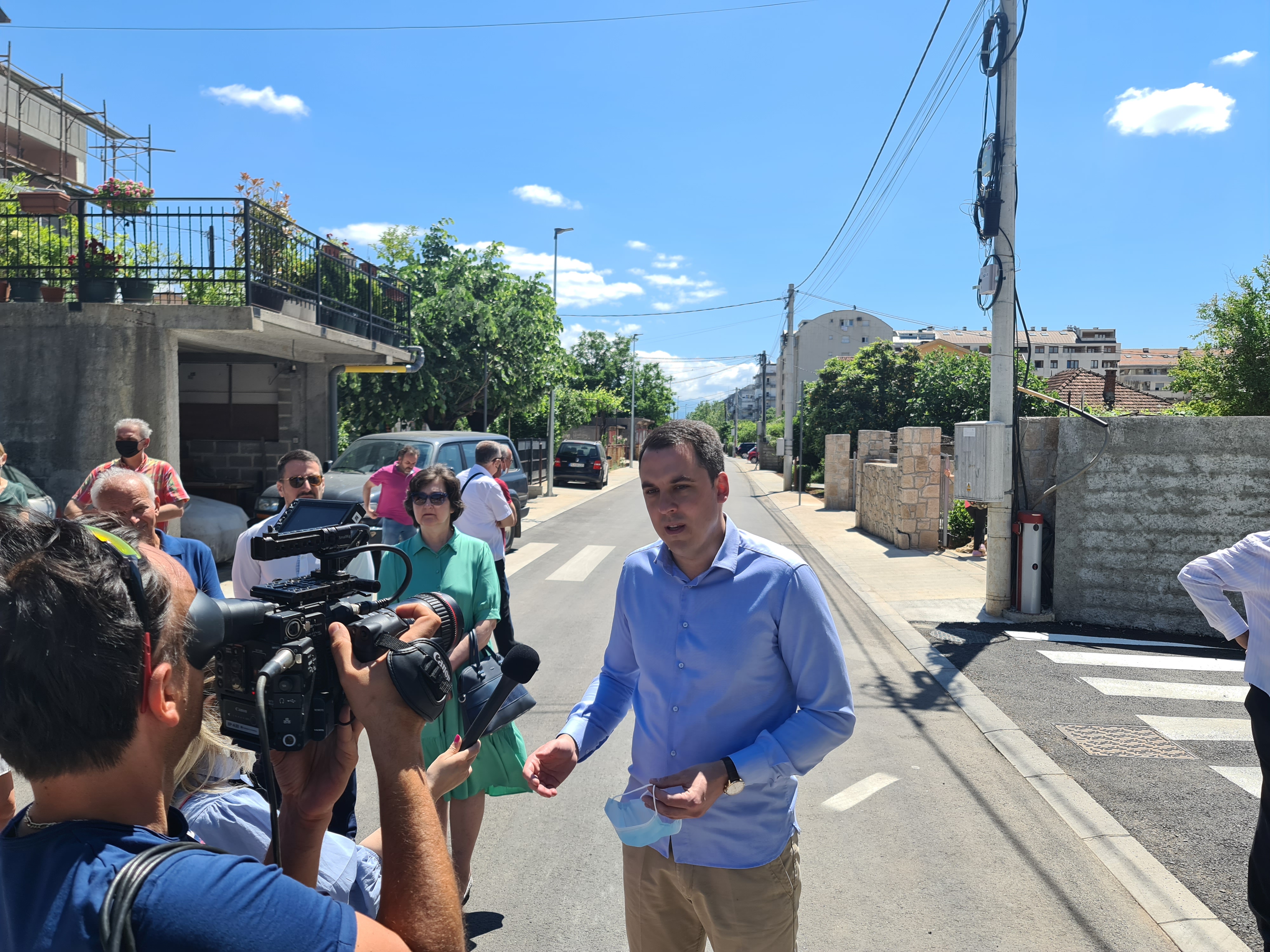 Još jedna saobraćajnica u Podgorici dobila potpuno novi izgled; Završena rekonstrukcija Ulice 18. jula u Momišićima