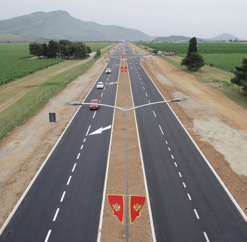 Počeli radovi na izgradnji biciklističke staze i trotoara na Bulevaru prema Tuzima