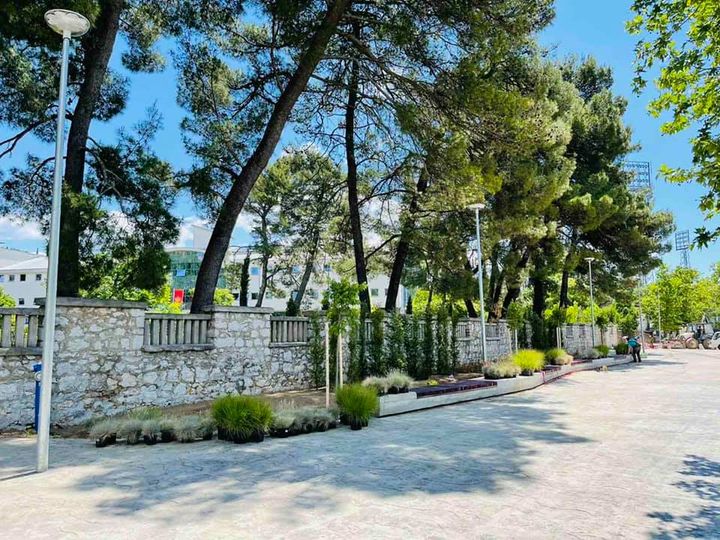 Otvaranje pješačke površine ispred JU Gimnazije „Slobodan Škerović“