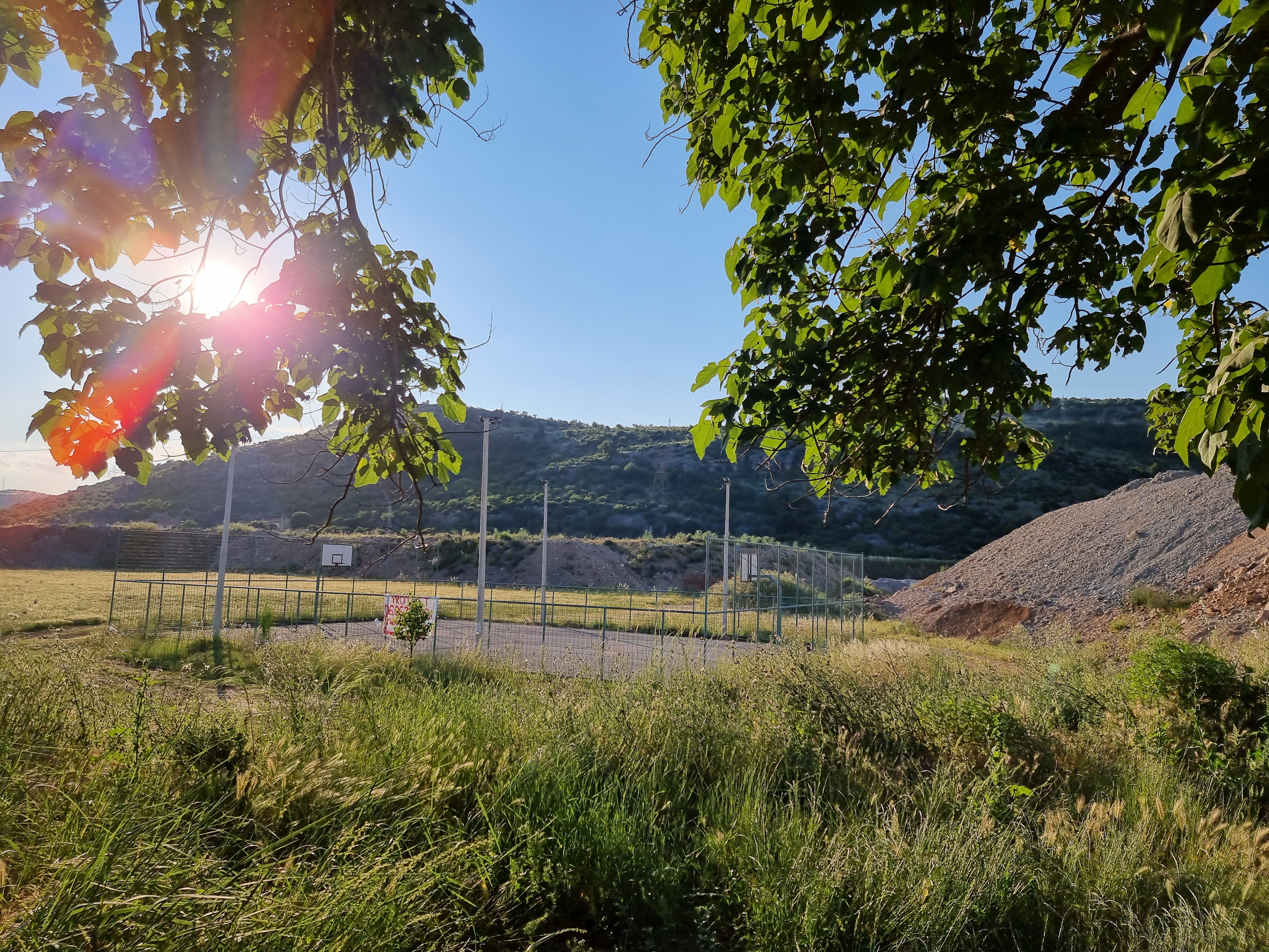 Gradonačelnik Vuković sa mještanima Zlatice: Uskoro ćemo riješiti probleme koji duže vrijeme opterećuju stanovnike ovog dijela grada