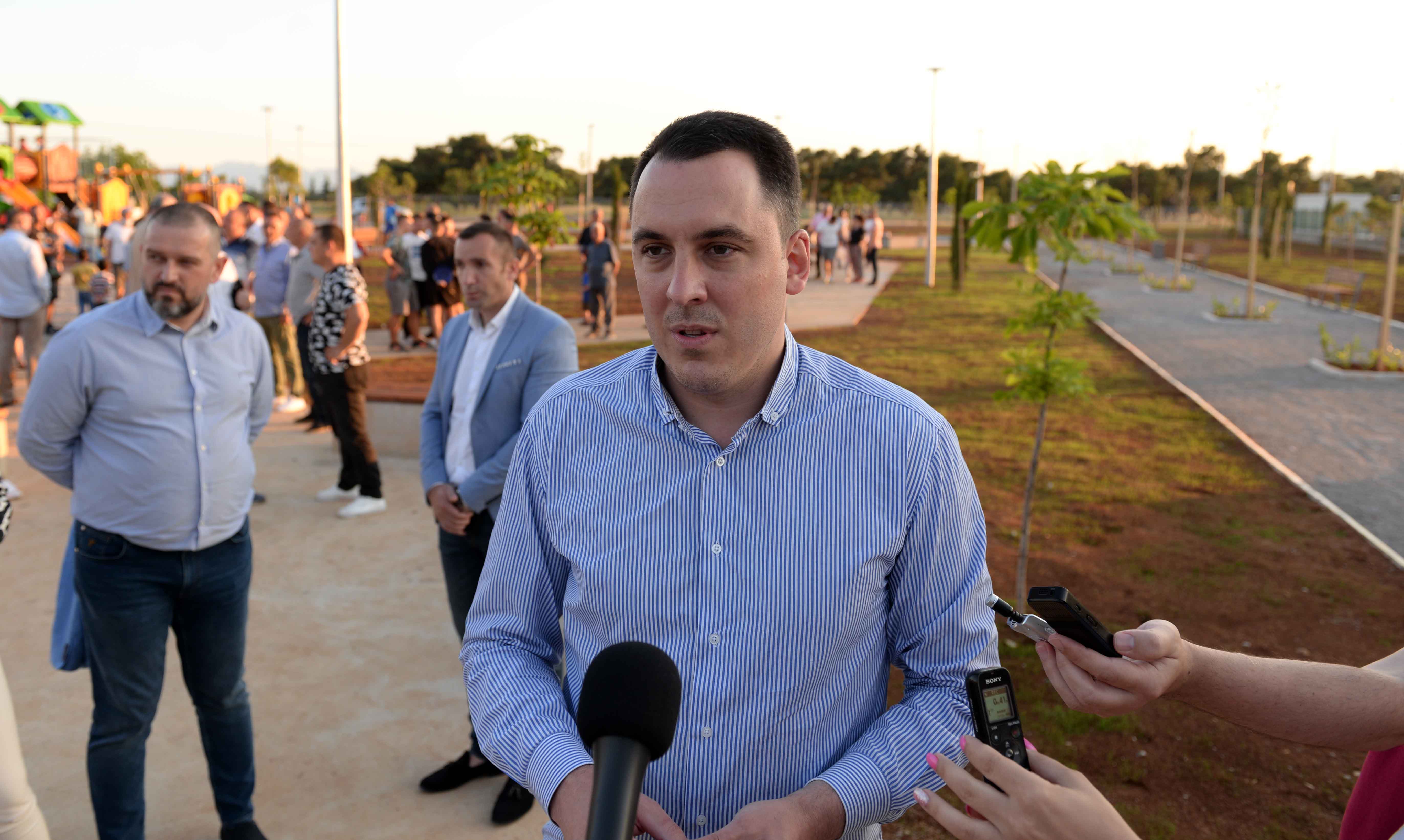 Otvoren novi park na Koniku: Podgorica dobila četvrti novi park u ovoj godini