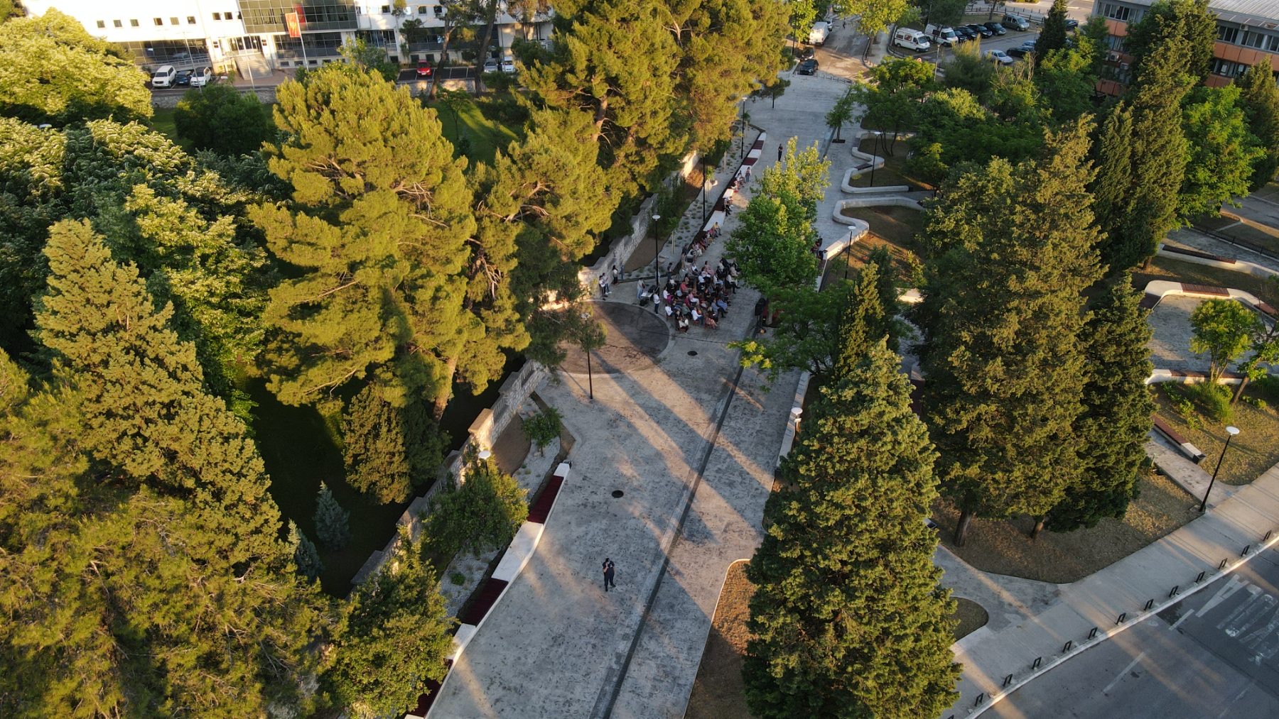 Svečano otvorena uređena pješačka zona i plato ispred Gimnazije Slobodan Škerović