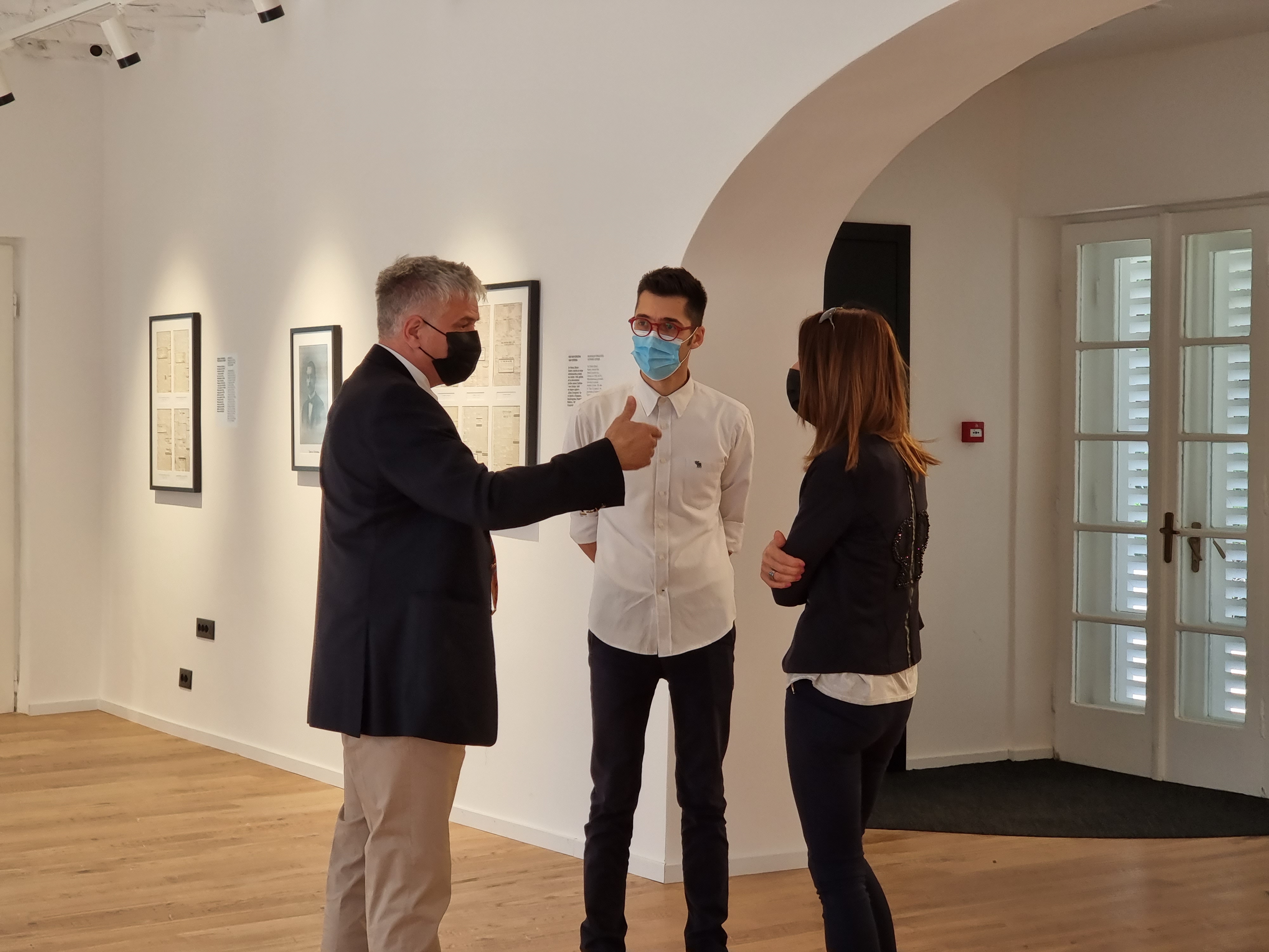 Vladimir Šibalić u posjeti Kuslevovoj kući - mjestu koje budi puno emocija i sjećanja na rano djetinjstvo