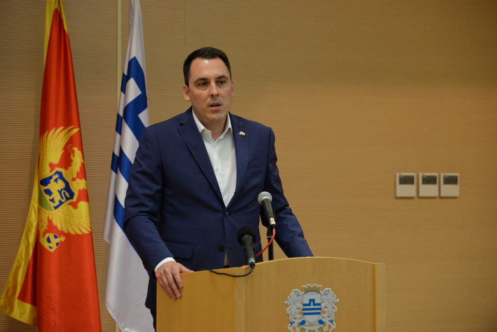 Još jedna vrijedna podrška Glavnog grada podgoričkim privrednicima; Centar za informacioni sistem besplatno će izraditi 101 sajt