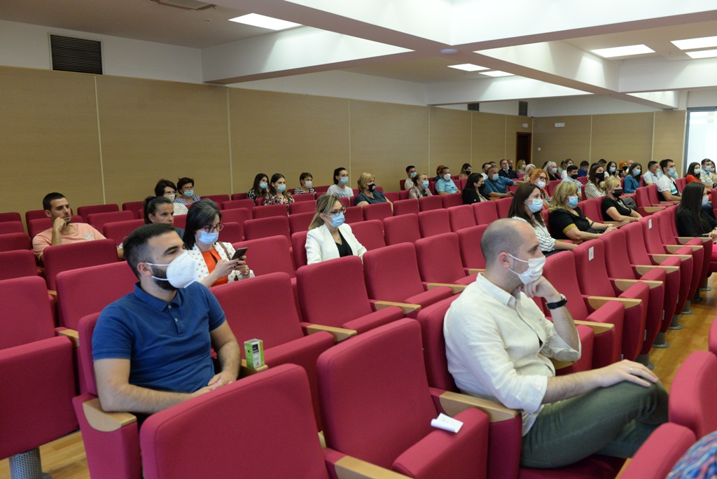 Još jedna vrijedna podrška Glavnog grada podgoričkim privrednicima; Centar za informacioni sistem besplatno će izraditi 101 sajt