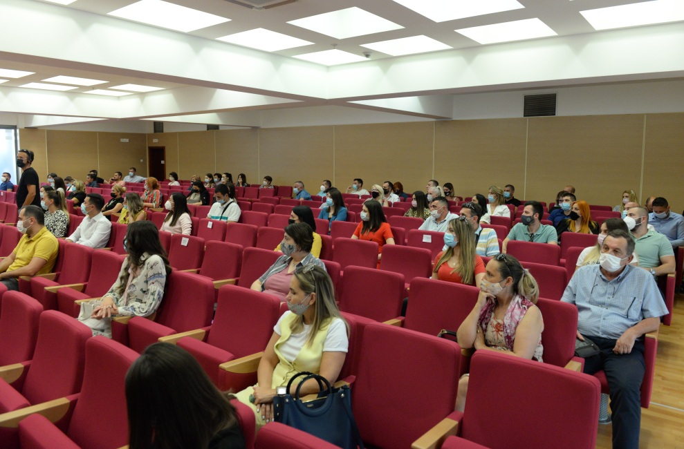 Još jedna vrijedna podrška Glavnog grada podgoričkim privrednicima; Centar za informacioni sistem besplatno će izraditi 101 sajt