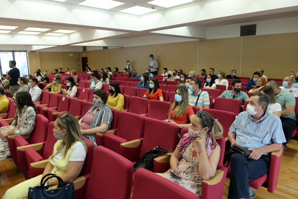 Još jedna vrijedna podrška Glavnog grada podgoričkim privrednicima; Centar za informacioni sistem besplatno će izraditi 101 sajt