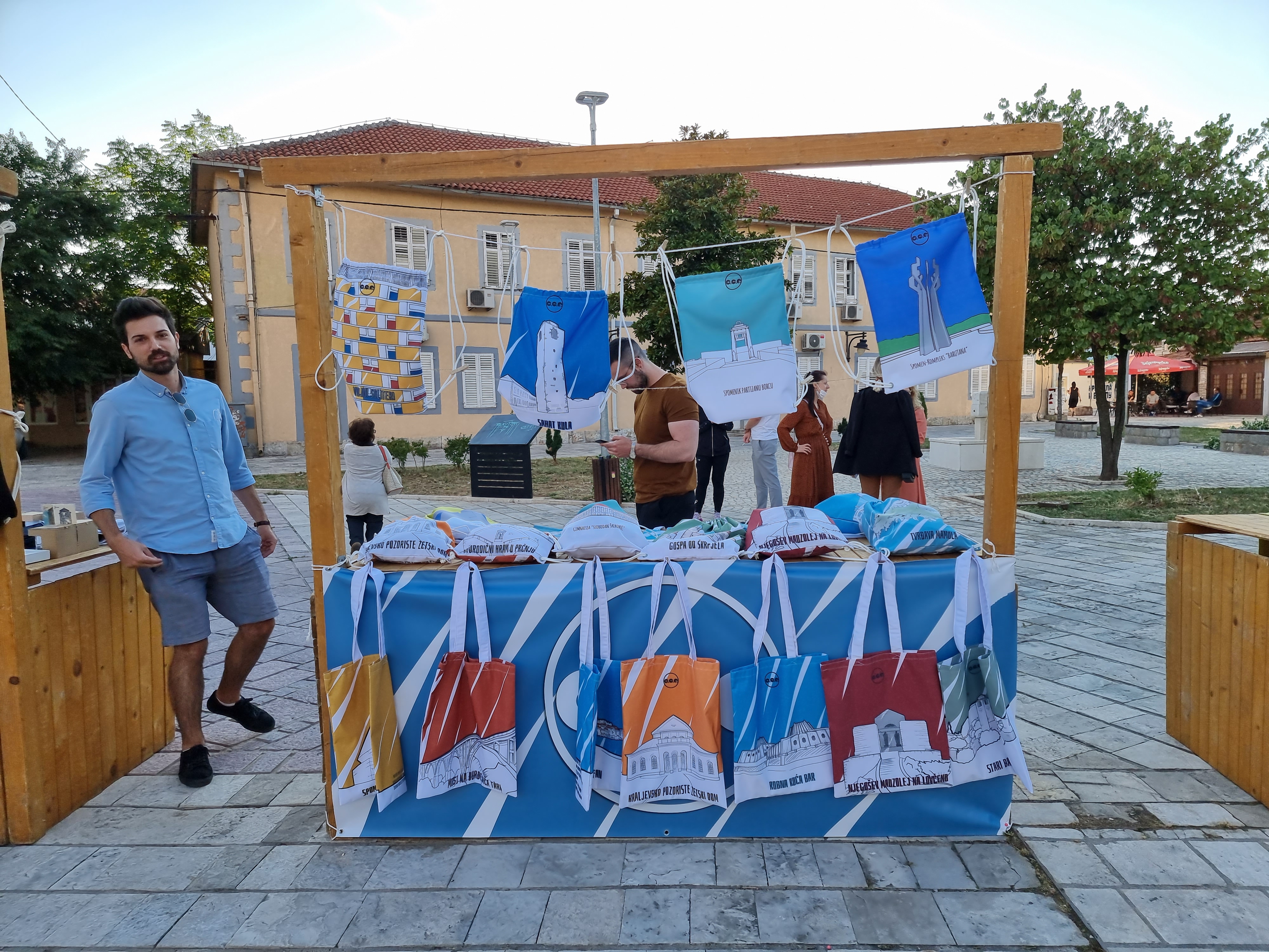 Počele "Ženske priče"; Podgoričke preduzetnice predstavljaju svoje proizvode