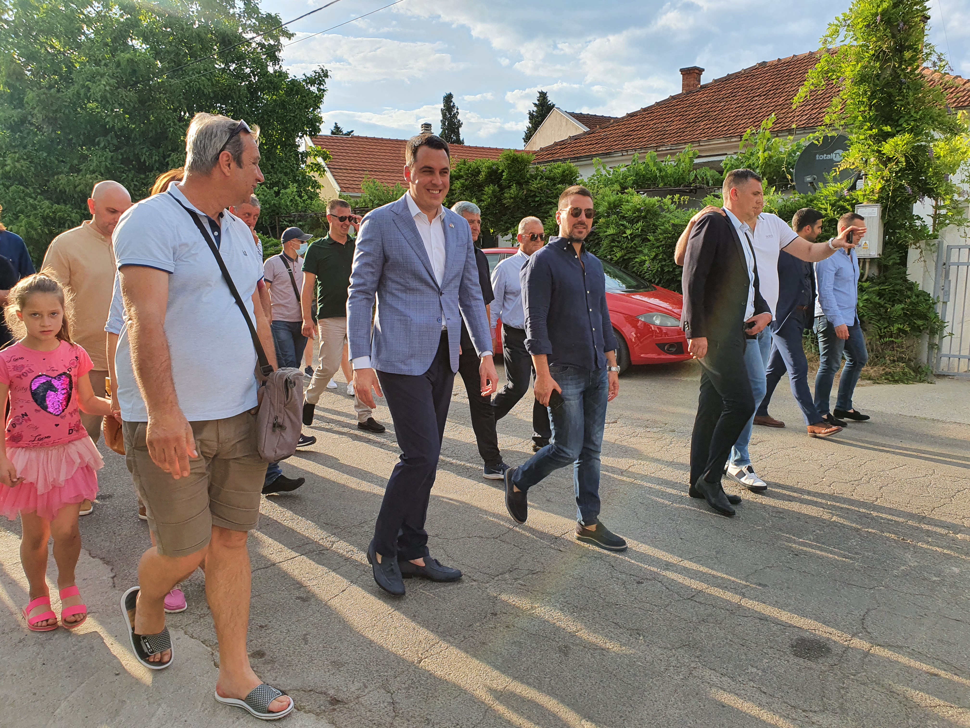 Završena I faza rekonstrukcije najprometnije ulice u Maslinama; Vuković najavio nova ulaganja