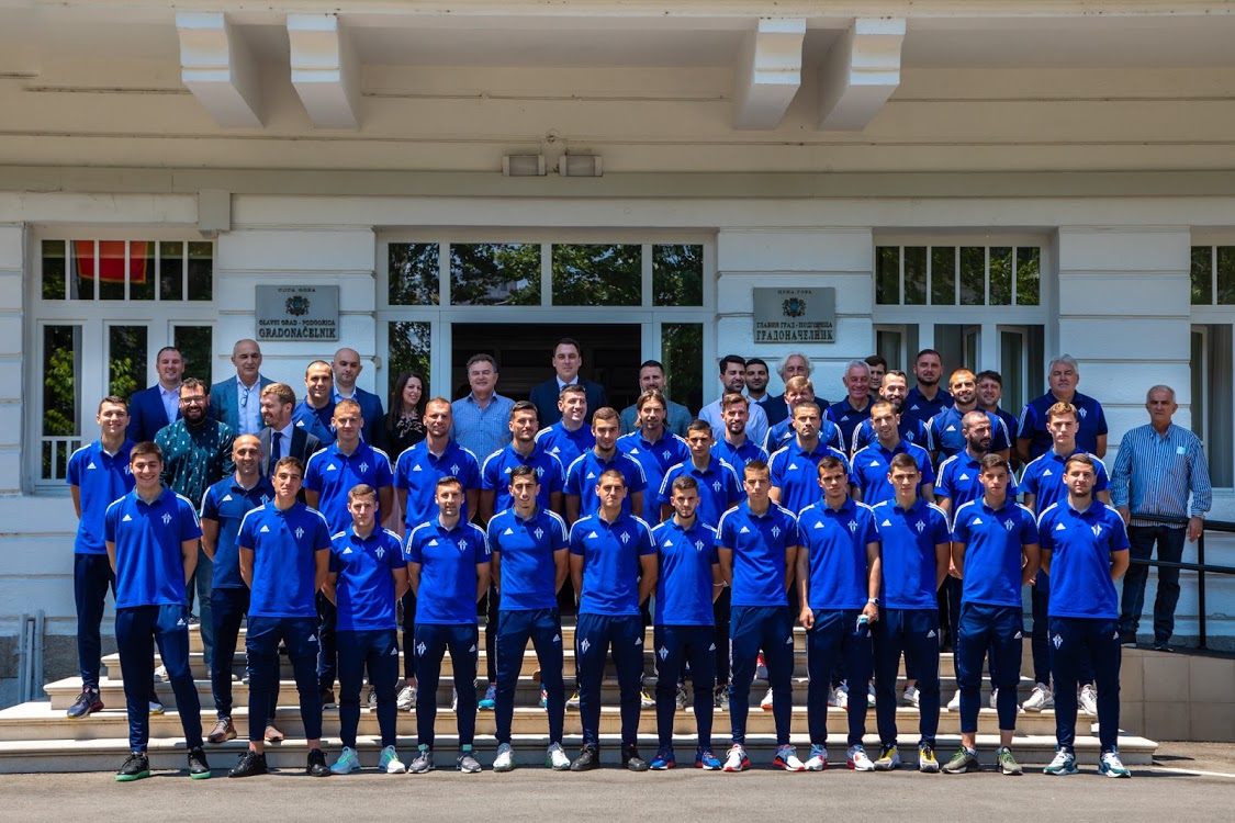 FK "Budućnost" istinski simbol i ponos Podgorice; Vuković upriličio prijem za igrače, upravu kluba i stručni štab