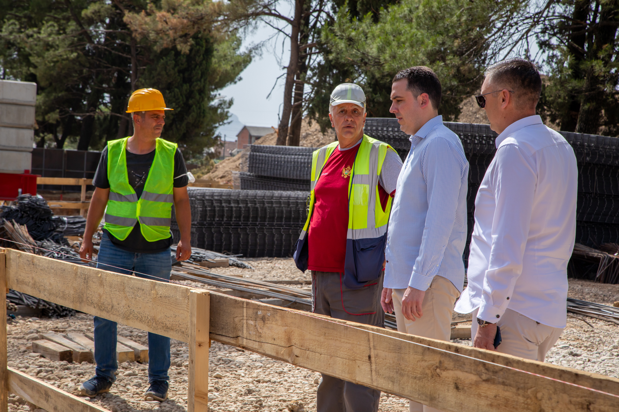 Rekonstrukcijom ulica SKOJ-a i Partizanski put završena temeljna sanacija 7,2km kolovoza od Drača do Mareze