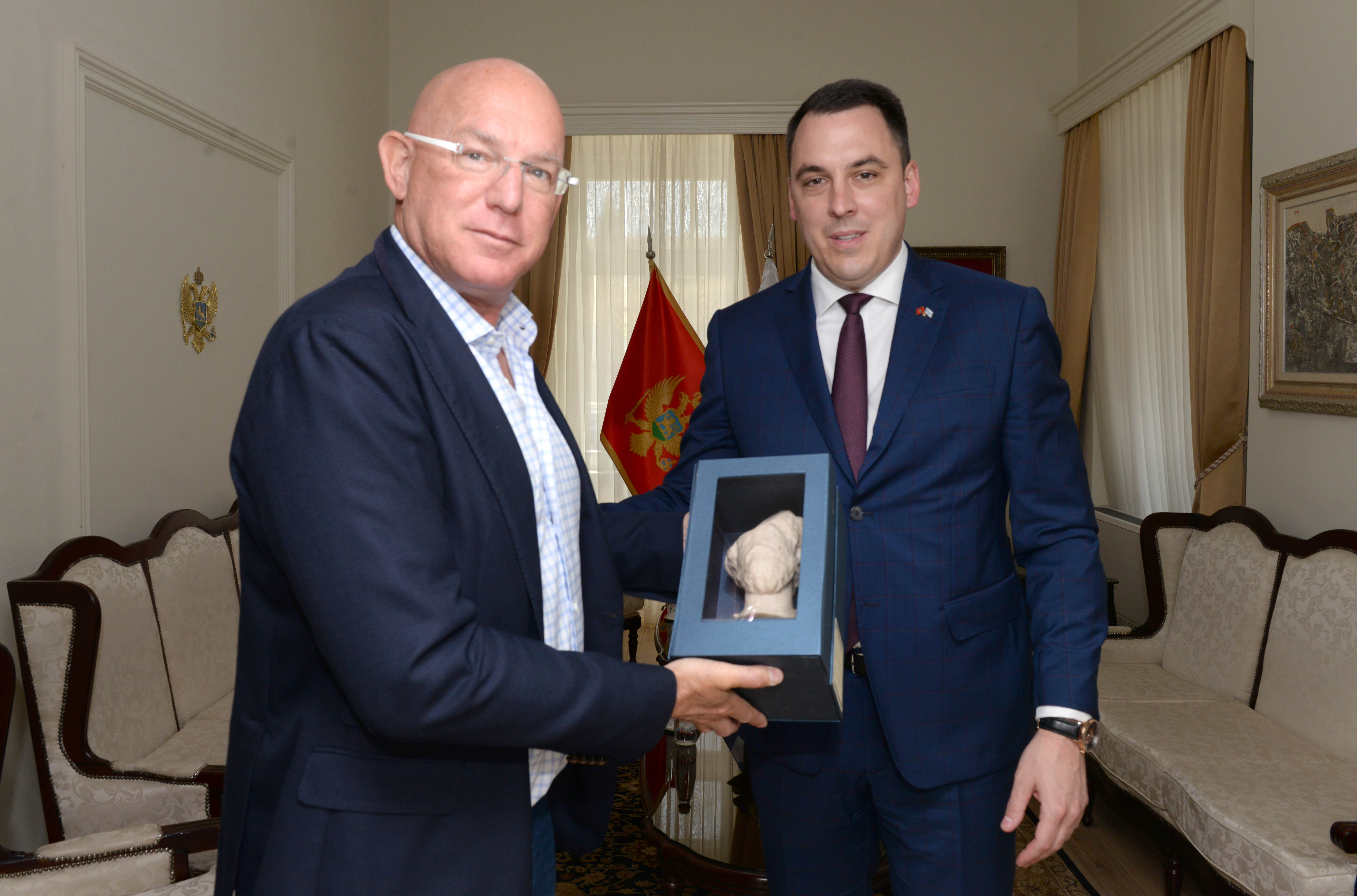 Gradonačelnik Vuković sa diplomatskim predstavnicima Japana, Izraela i Kazahstana: Podgorica poželjna destinacija za turiste i investitore