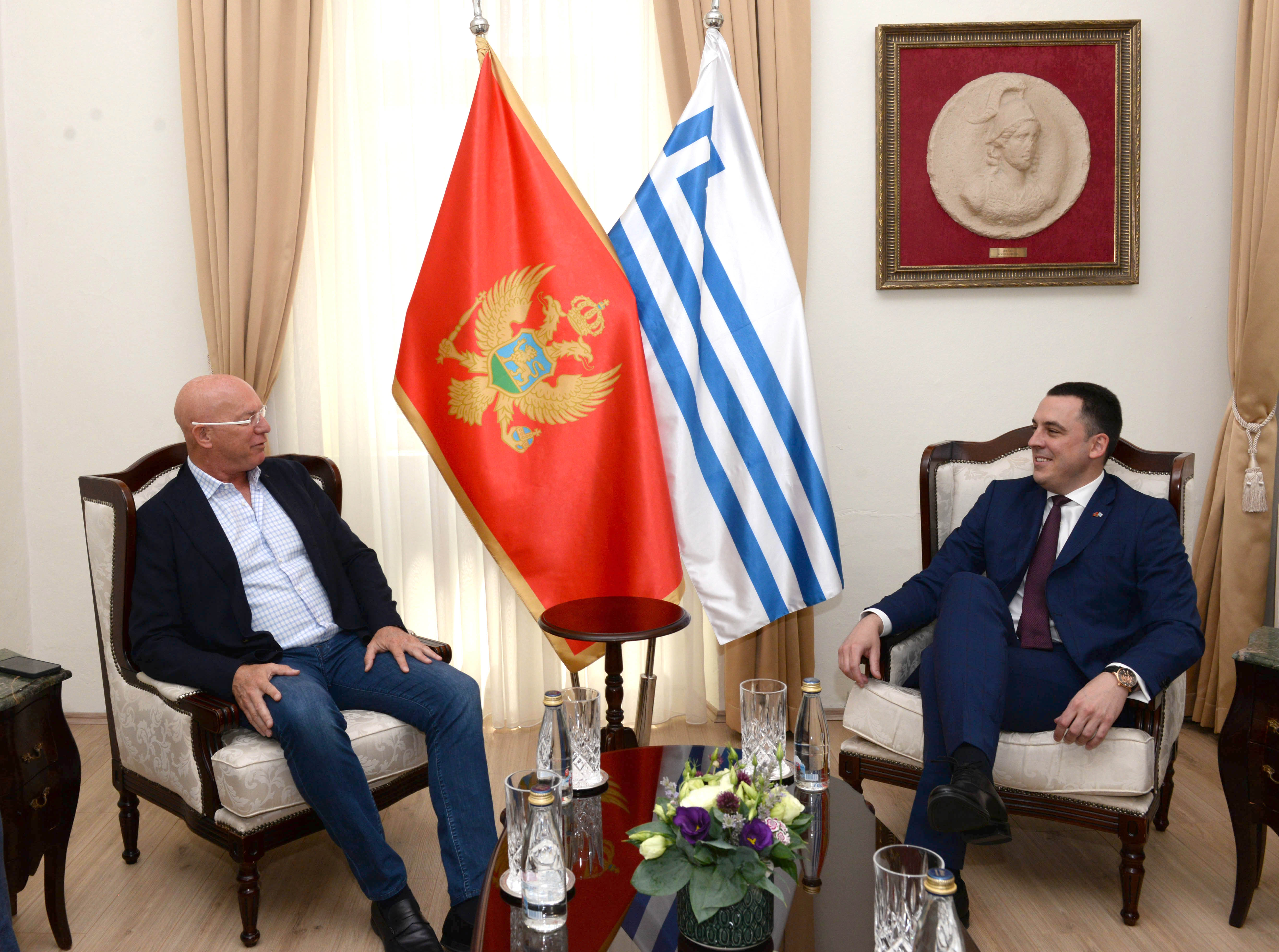 Gradonačelnik Vuković sa diplomatskim predstavnicima Japana, Izraela i Kazahstana: Podgorica poželjna destinacija za turiste i investitore