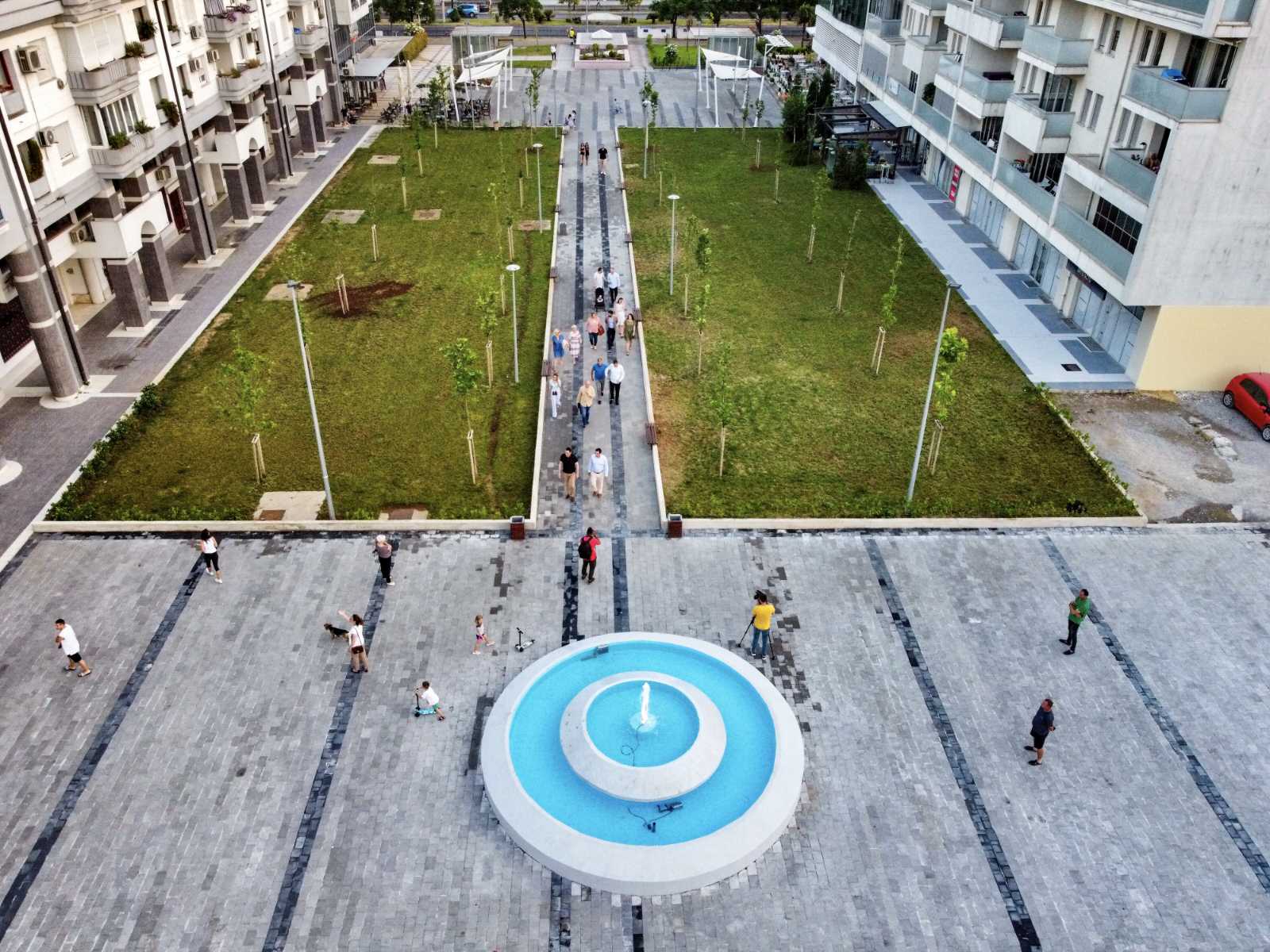 Završeni radovi na uređenju platoa kod hrama: Od neuređene površine do multifinkcionalnog prostora za građane