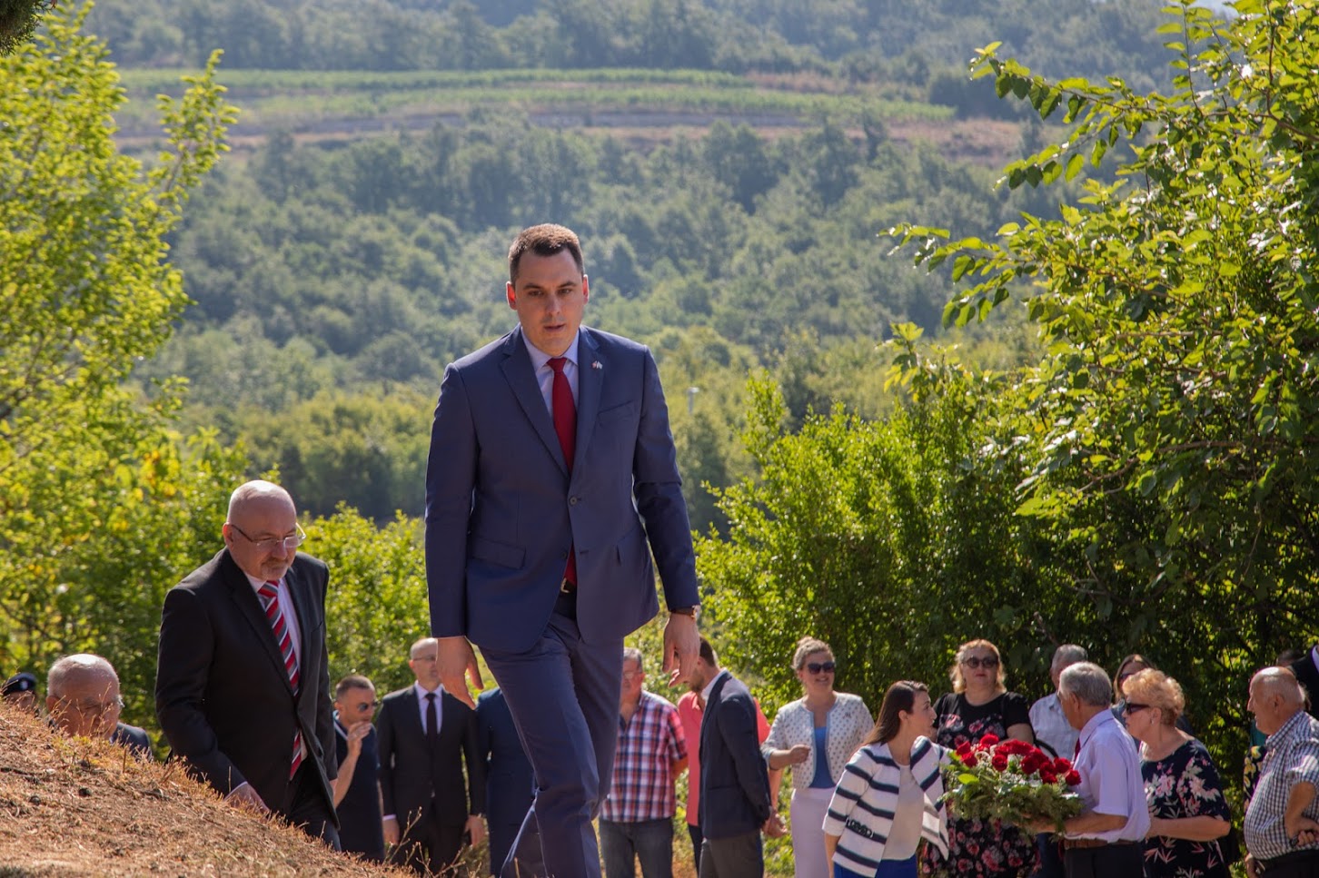 Polaganje vijenca na Ravnom lazu; Vuković: Na nama je da sačuvamo tekovine slobodarske i antifašističke Crne Gore