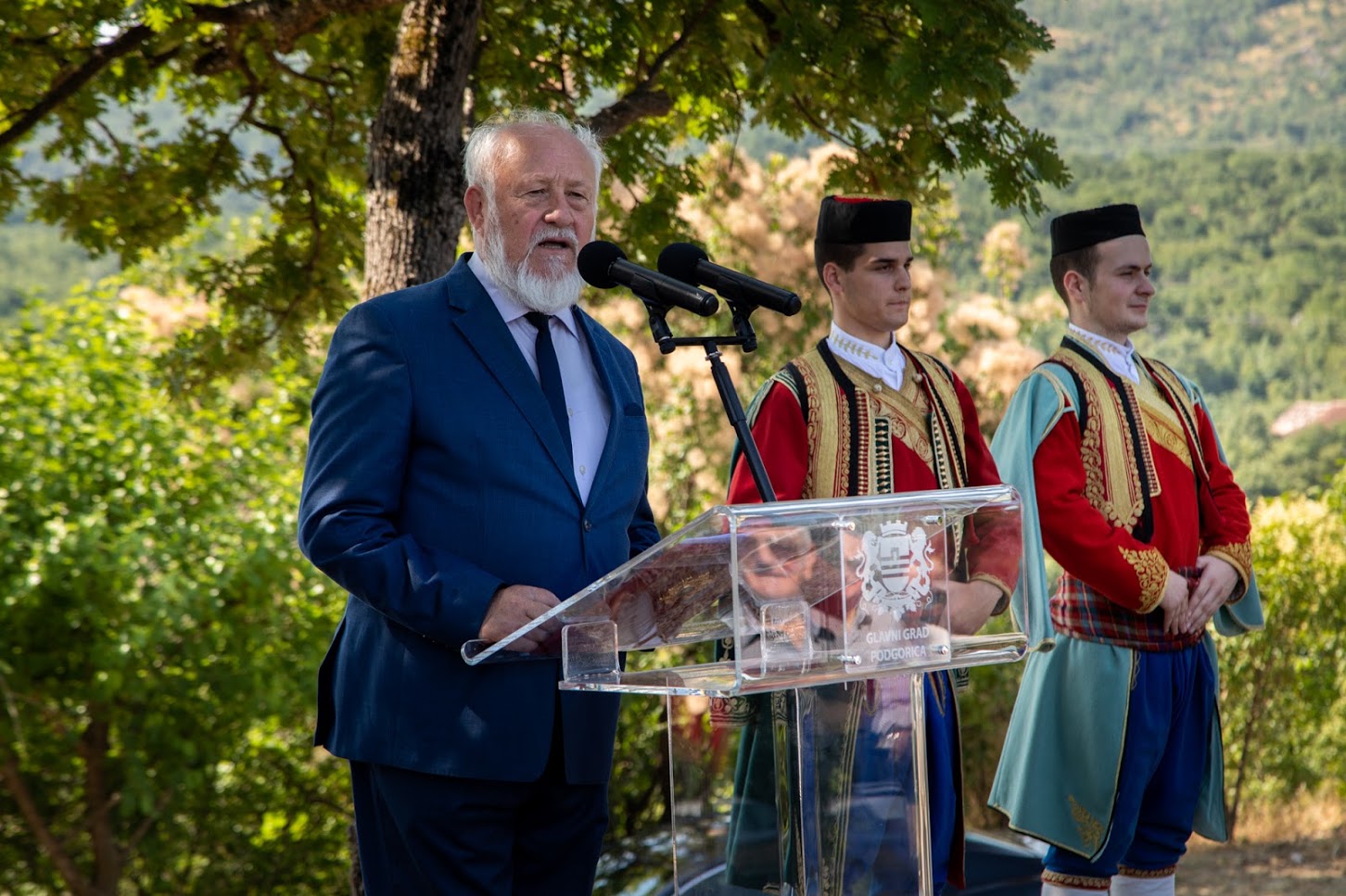 Polaganje vijenca na Ravnom lazu; Vuković: Na nama je da sačuvamo tekovine slobodarske i antifašističke Crne Gore