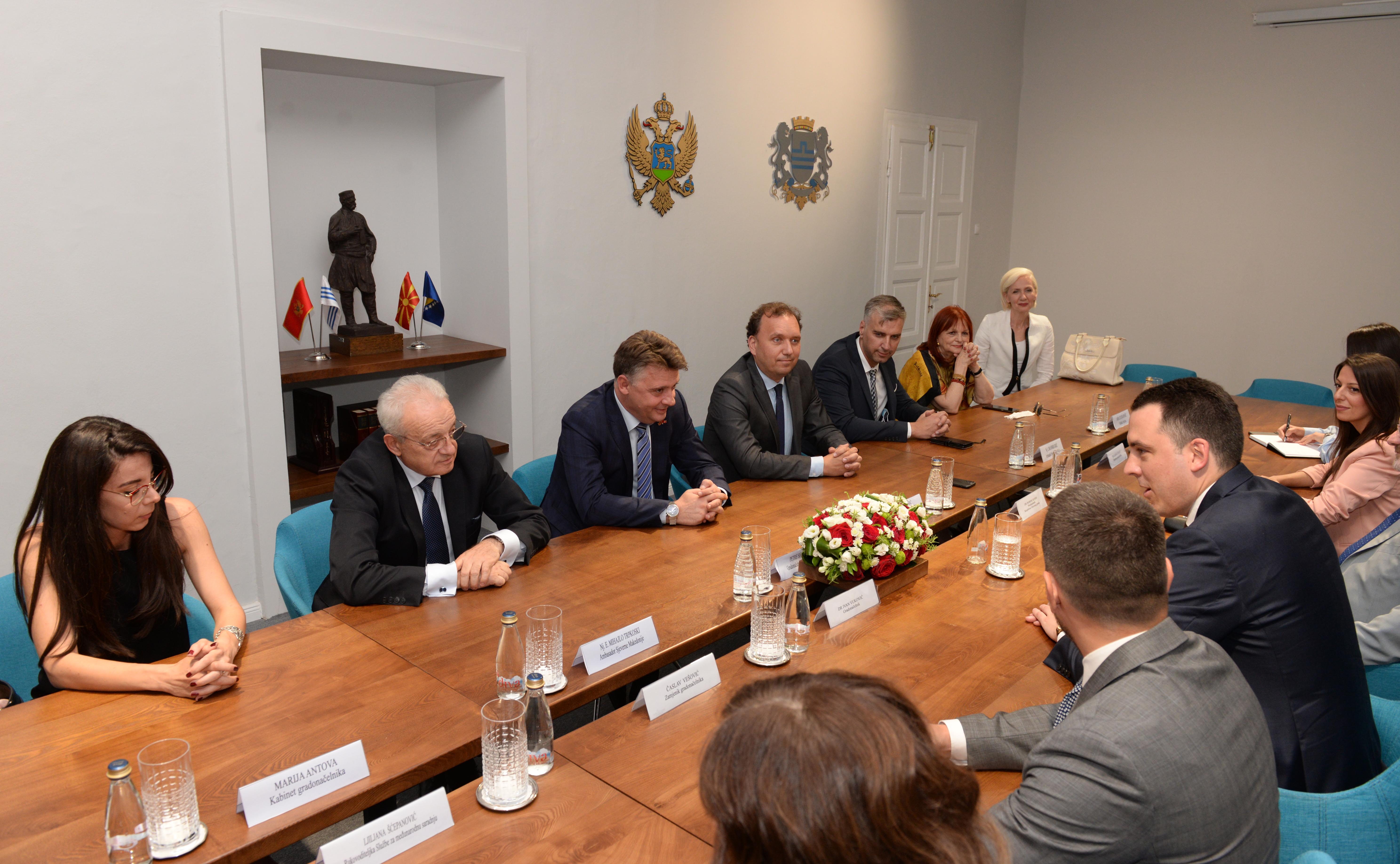 Delegacije Grada Sarajeva i Grada Skoplja u posjeti Podgorici