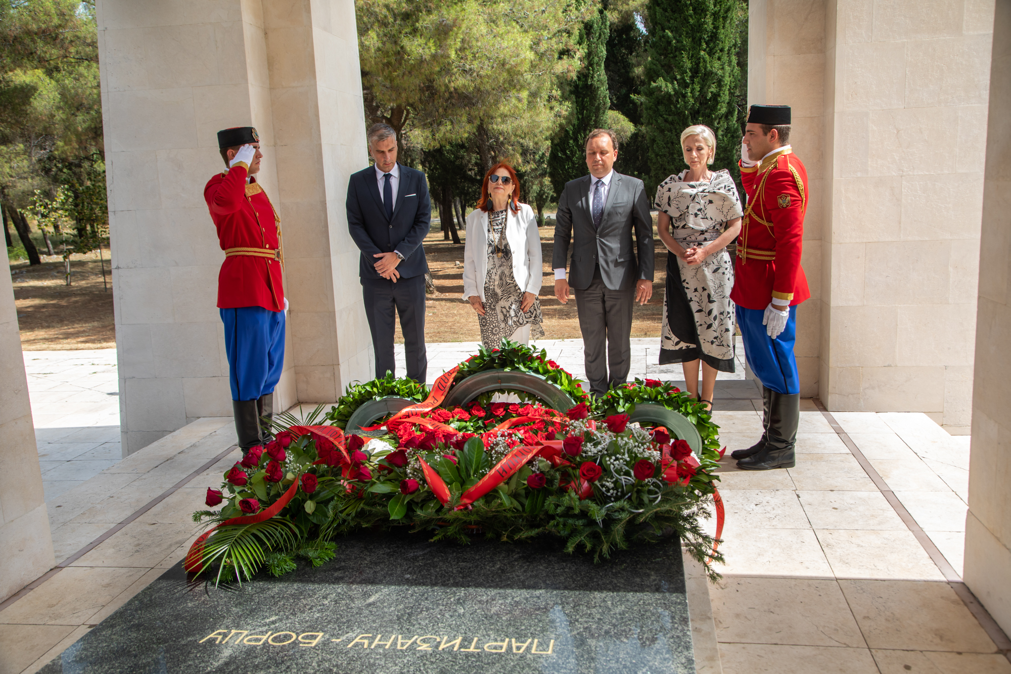 Položen vijenac na Spomenik Partizanu borcu na Gorici