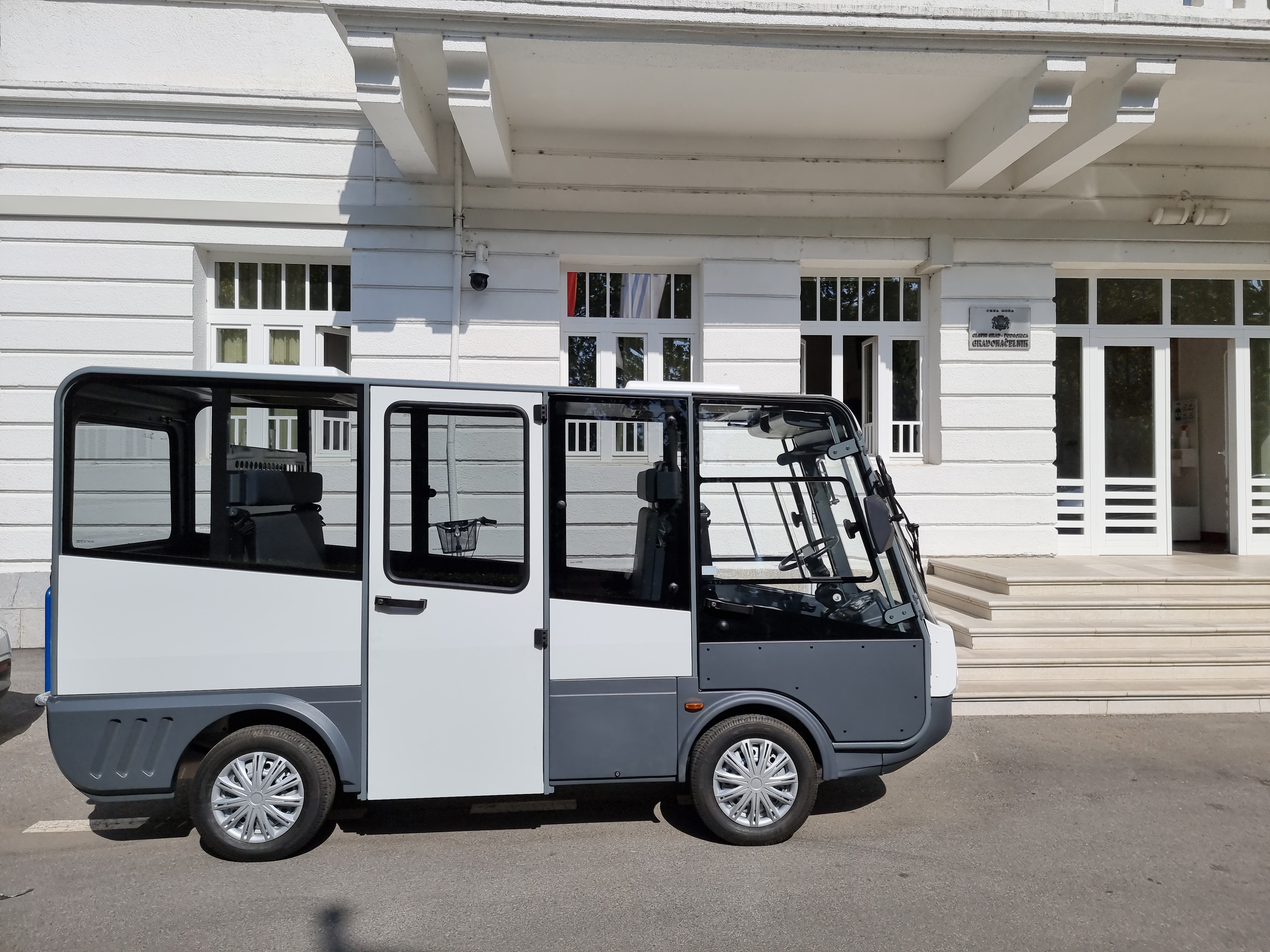 Komšo stigao u Podgoricu