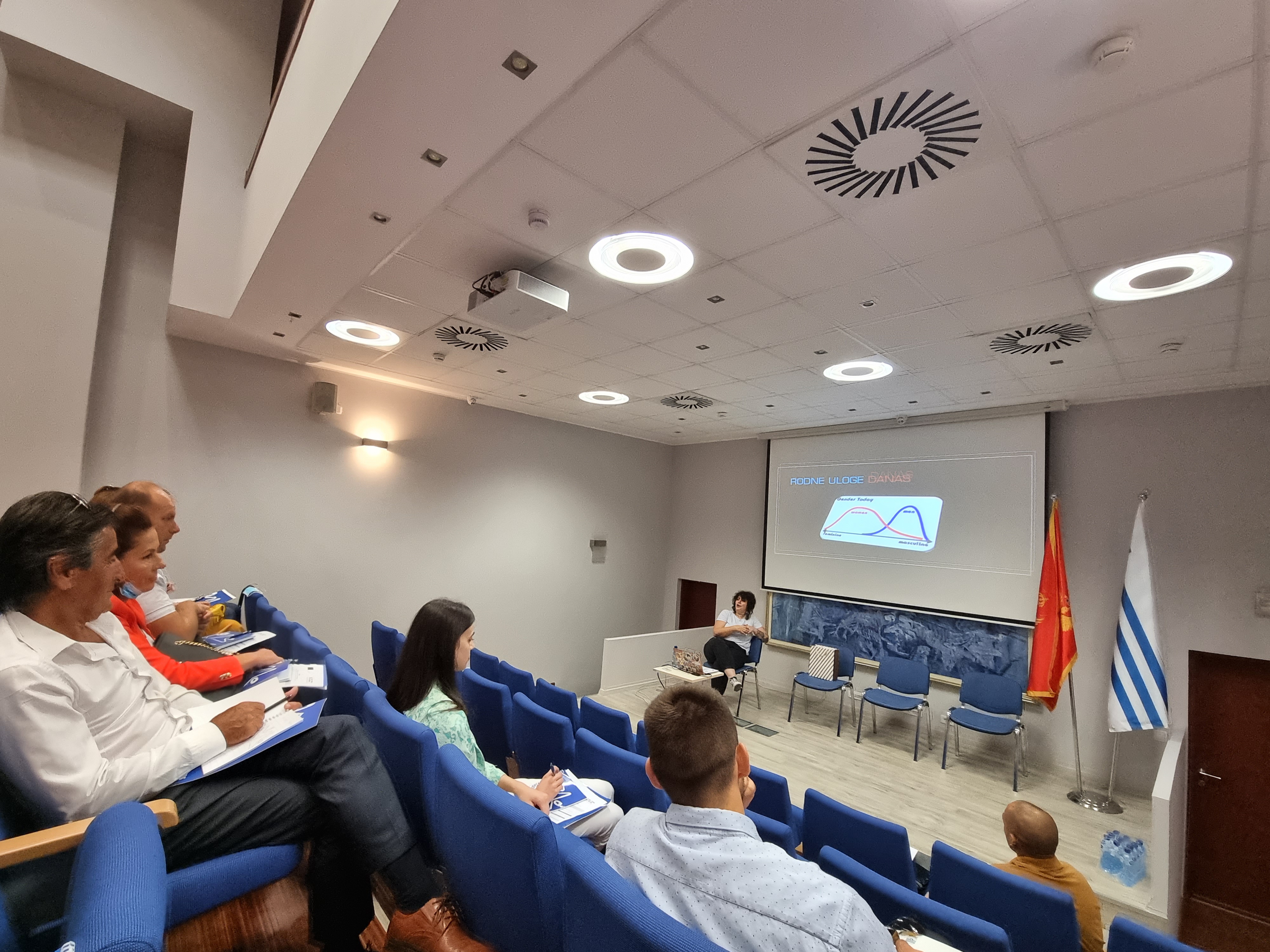 Održana obuka za matičare Glavnog grada povodom implementacije Zakona o životnom partnerstvu lica istog pola