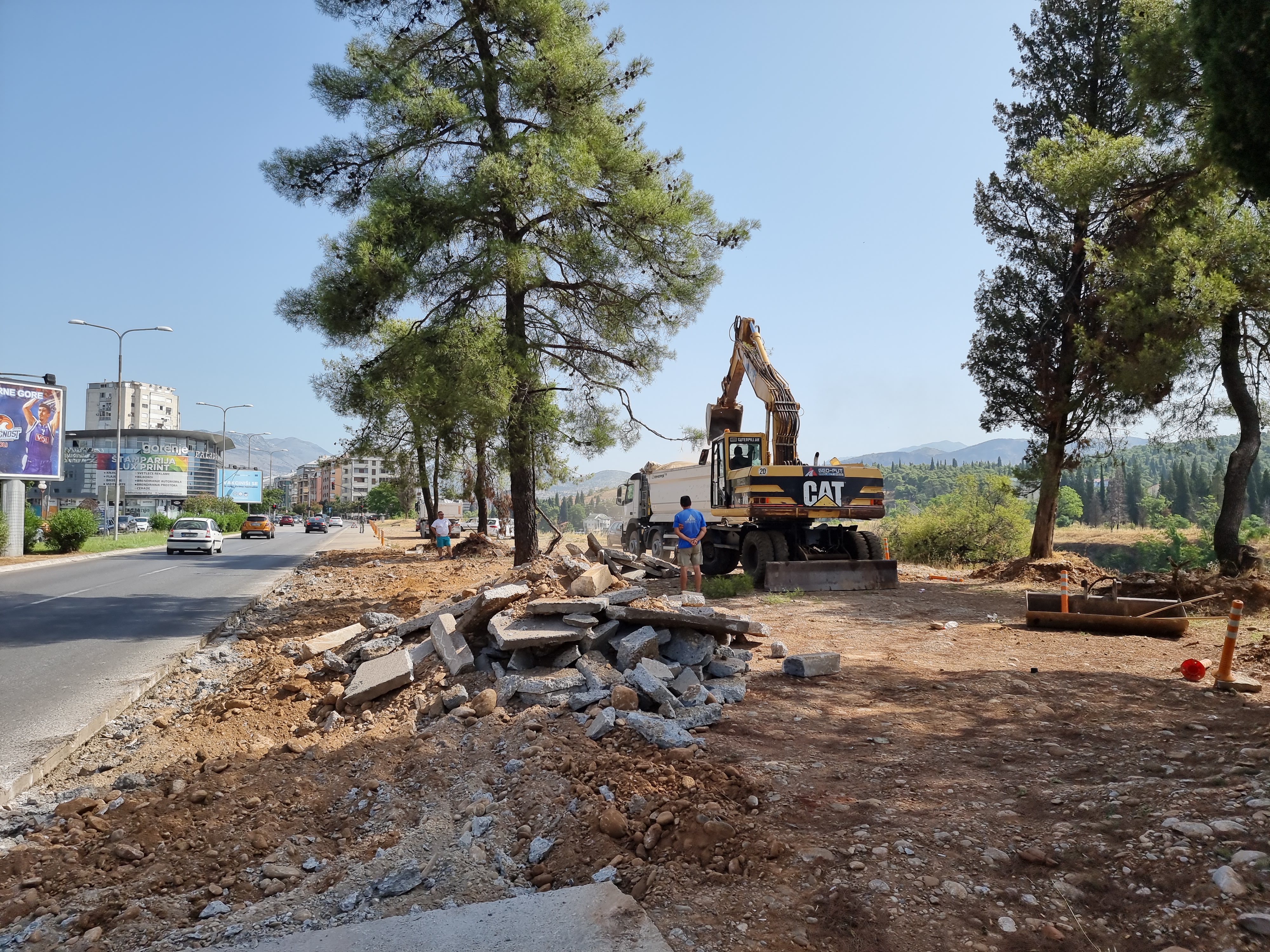 Počeli radovi na izgradnji parkinga prekoputa Ekonomskog fakulteta