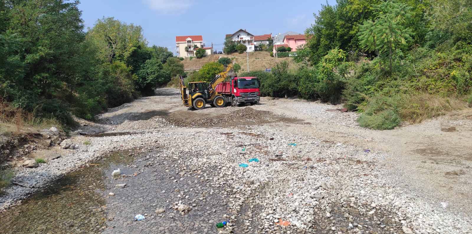 Završena još jedna akcija čišćenja korita Ribnice