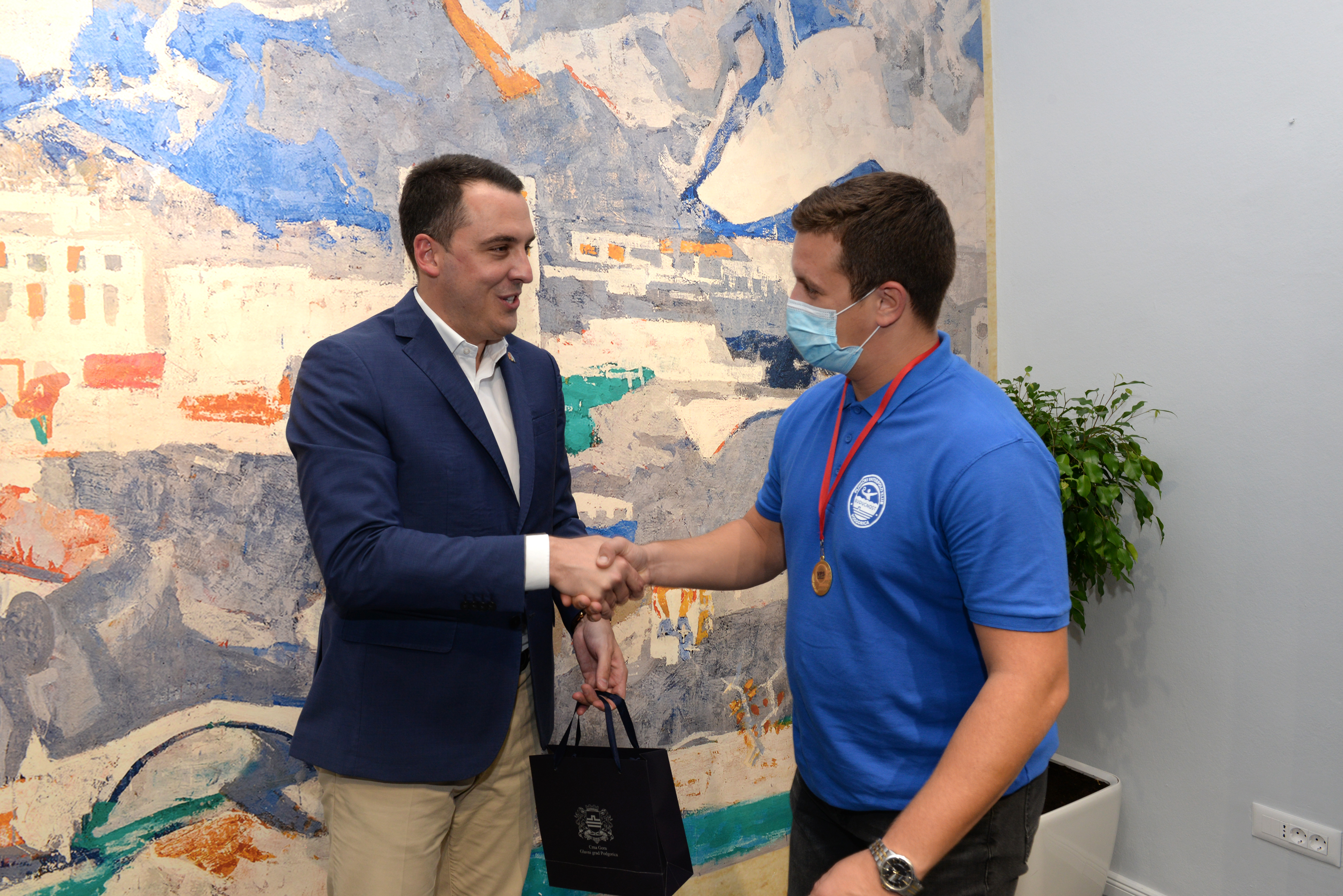 Vuković upriličio prijem za Plivački vaterpolo klub "Budućnost"; Izvanredan uspjeh mladog podgoričkog kluba