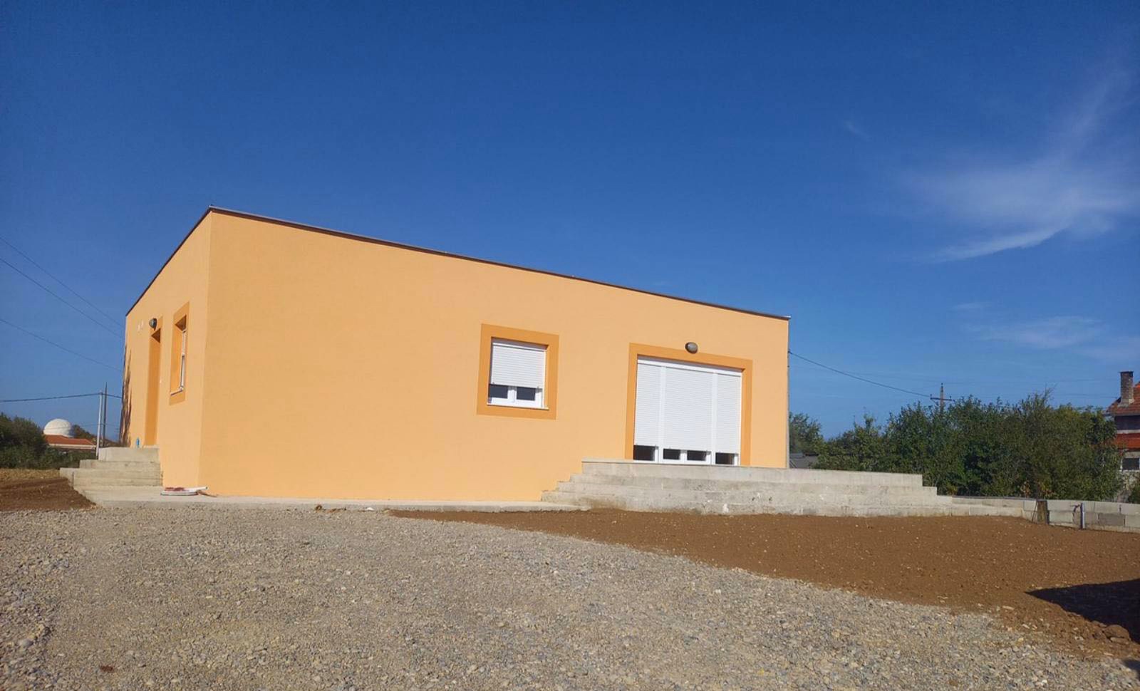 Novi dom za porodicu Lukić čija je kuća izgorela u požaru