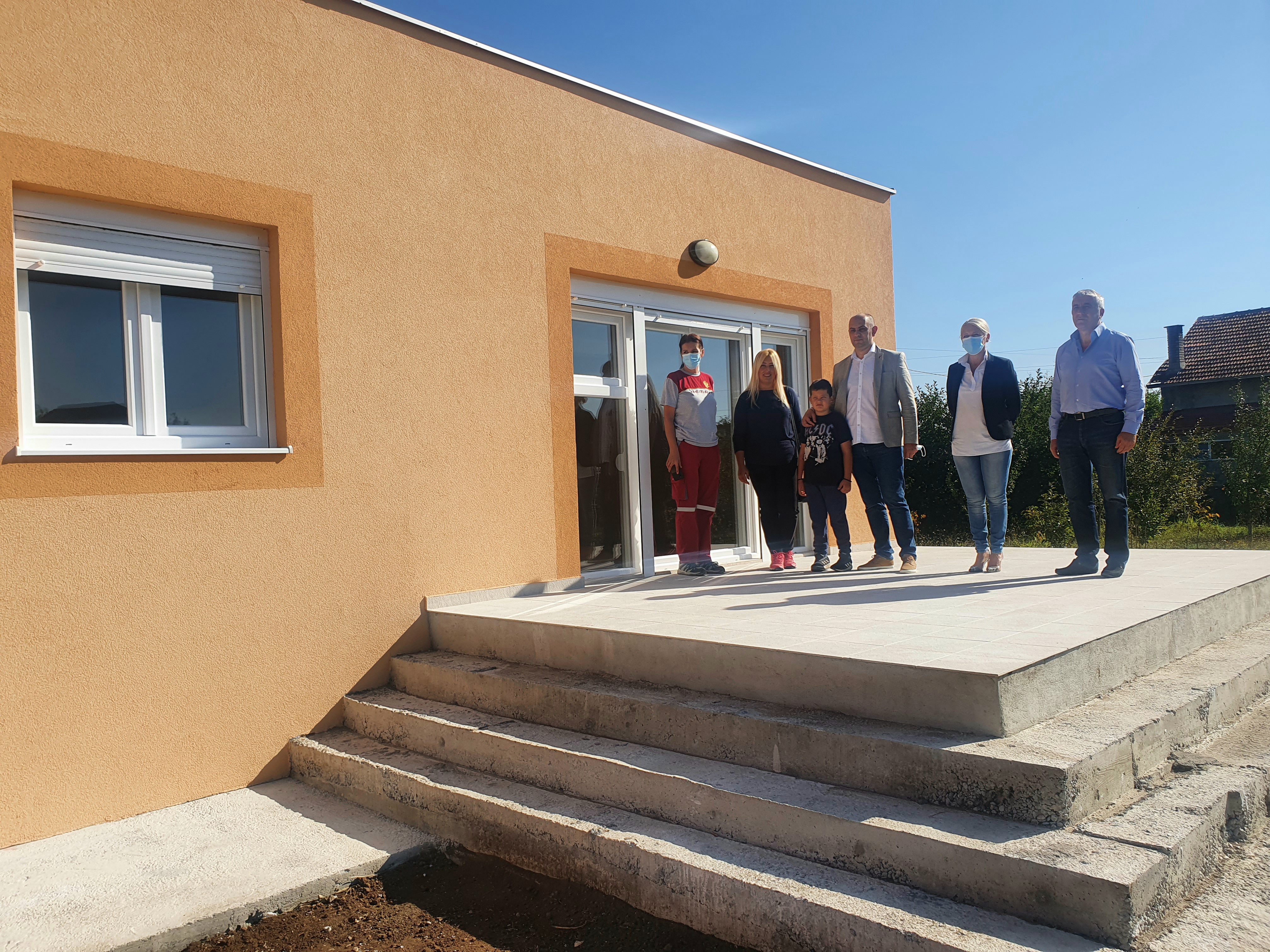 Novi dom za porodicu Lukić čija je kuća izgorela u požaru