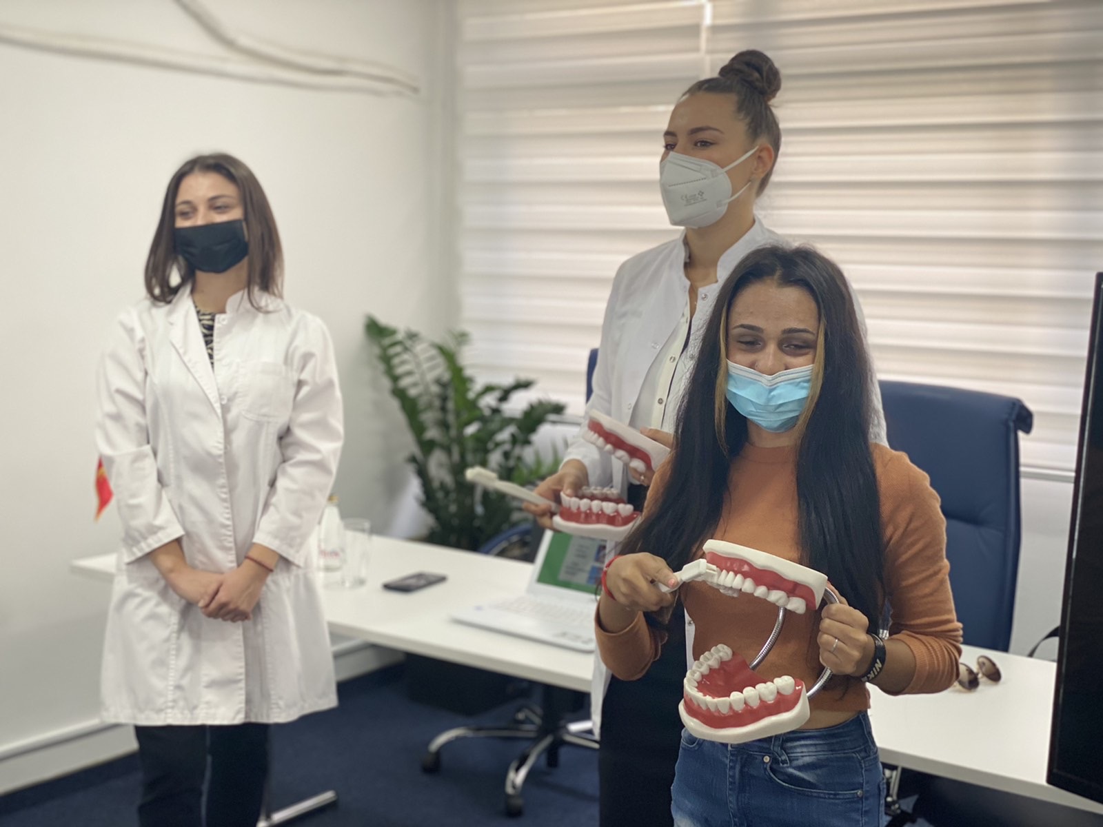 U Kući zdravlja održano predavanje na temu "Oralna higijena" za pripadnike RE populacije