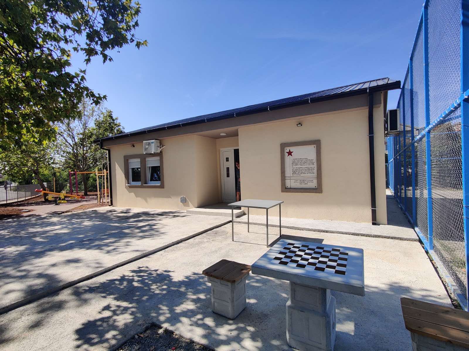 Završeno uređenje objekta MZ "Masline" i temeljna rekonstrukcija dječijeg igrališta