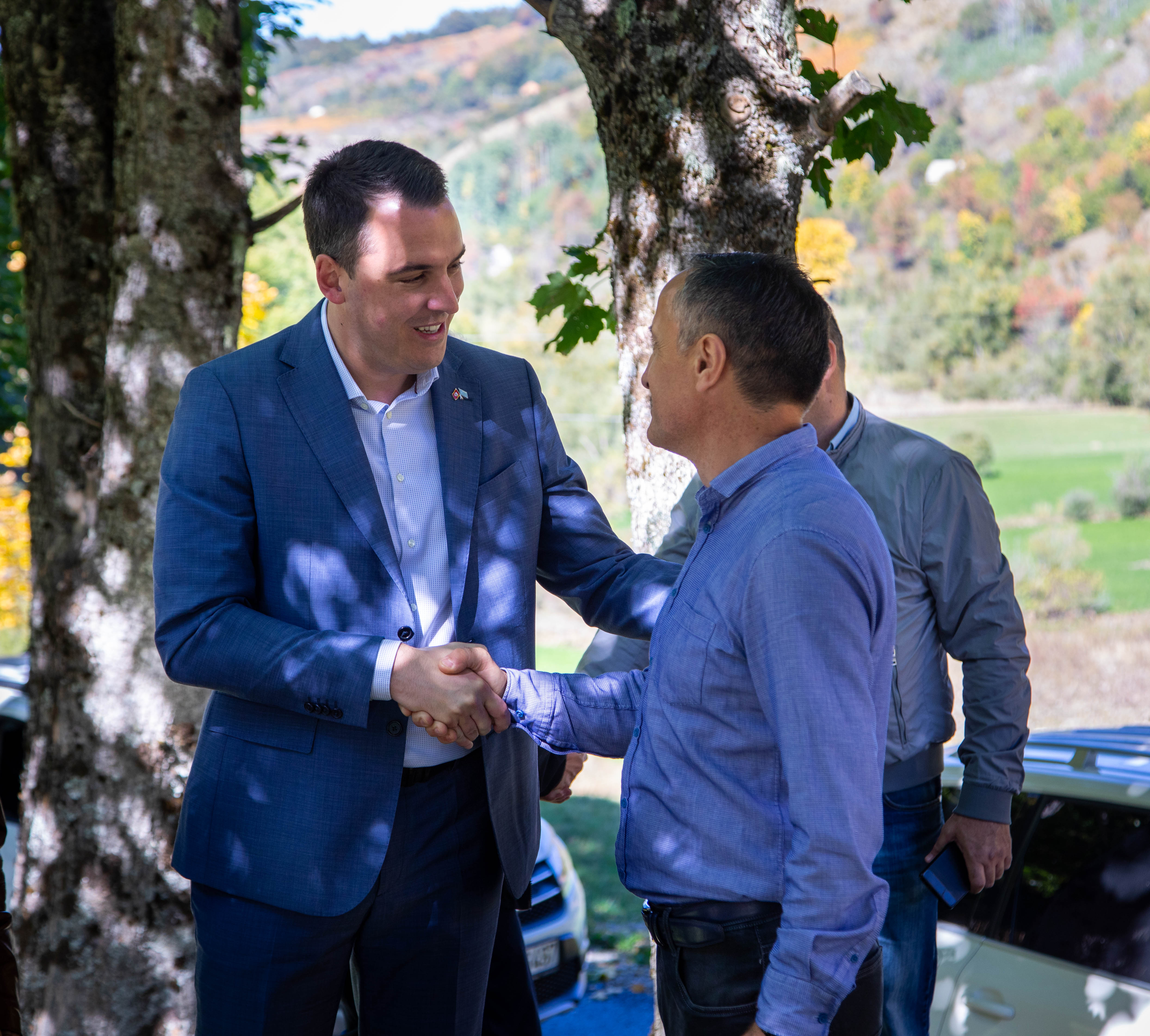 Vuković obišao Verušu; Građani nakon više decenija dobili adekvatnu putnu infrastrukturu