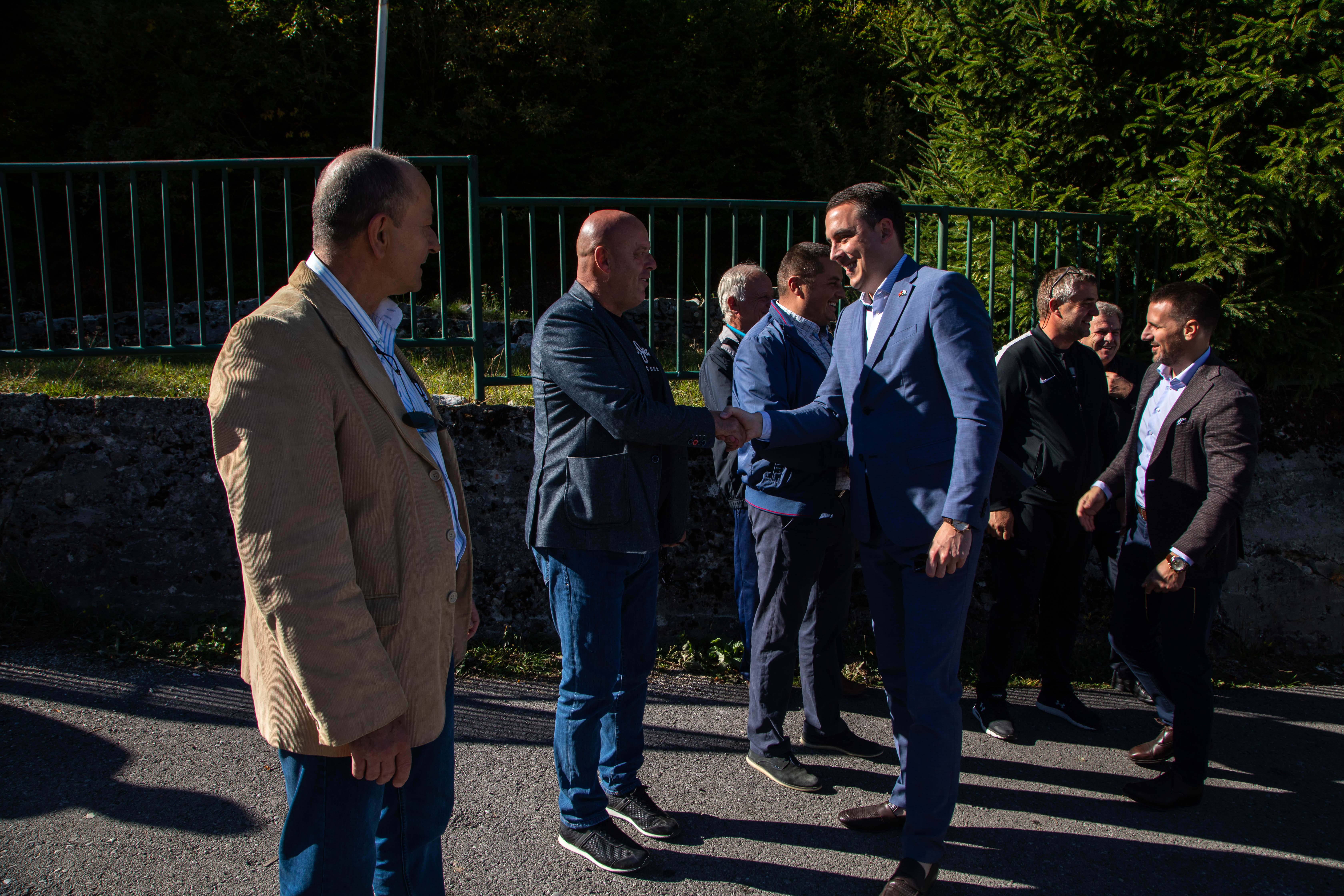 Vuković obišao Verušu; Građani nakon više decenija dobili adekvatnu putnu infrastrukturu