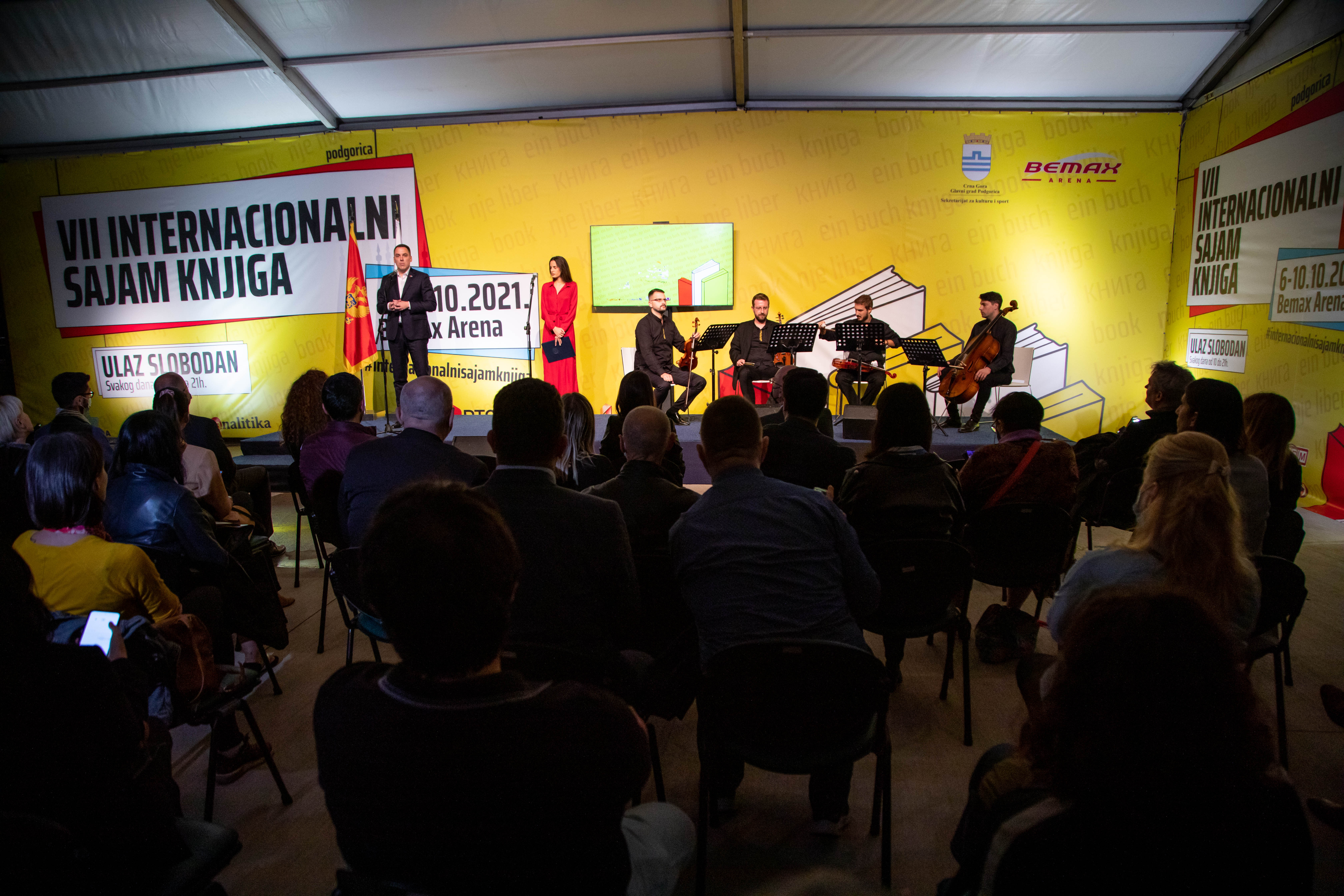 Otvoren VII internacionalni sajam knjiga u Podgorici; Vuković: Od toga koliko budemo čitali zavisi kakvo ćemo društvo biti