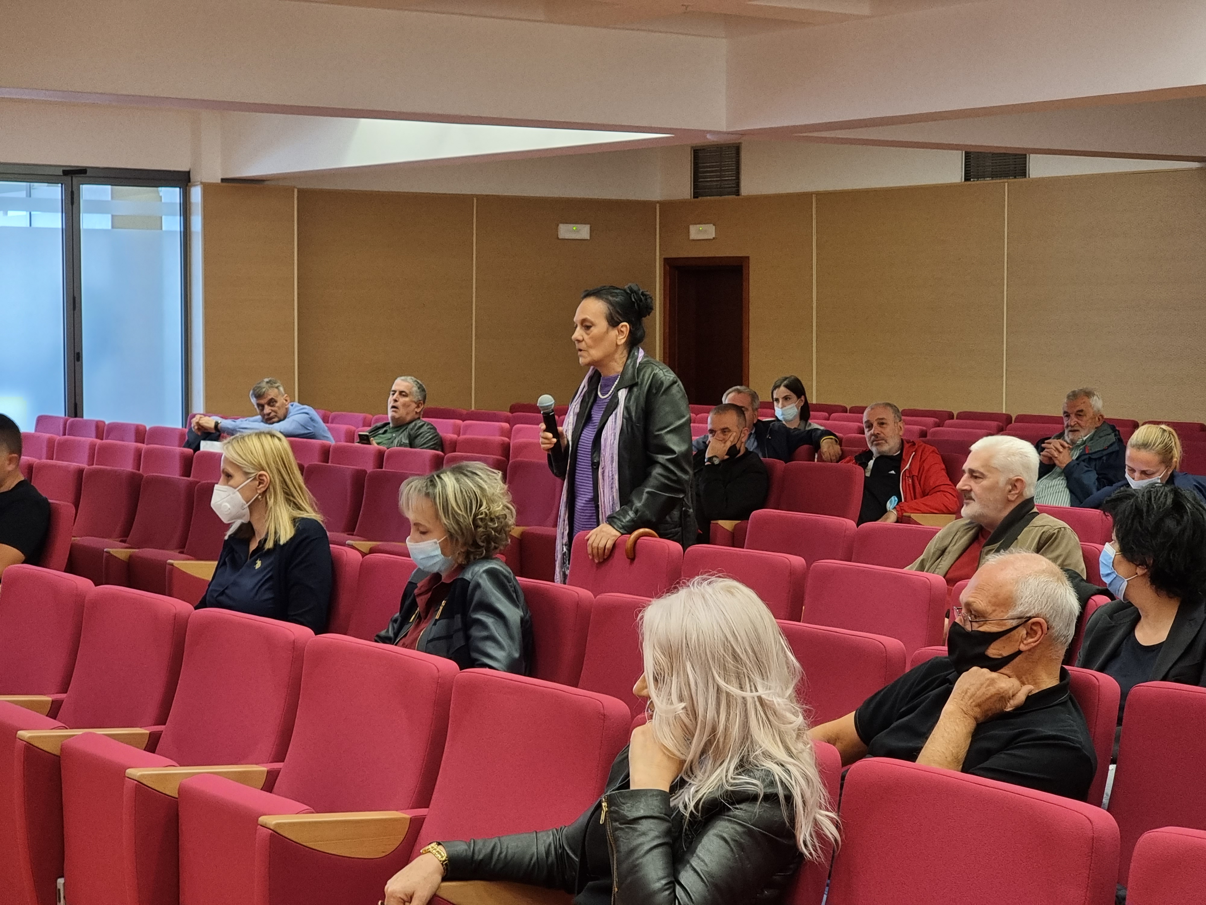 Vuković sa stanovnicima centra grada; Podsjetio na ulaganja vrijedna 13 miliona eura i najavio nove projekte