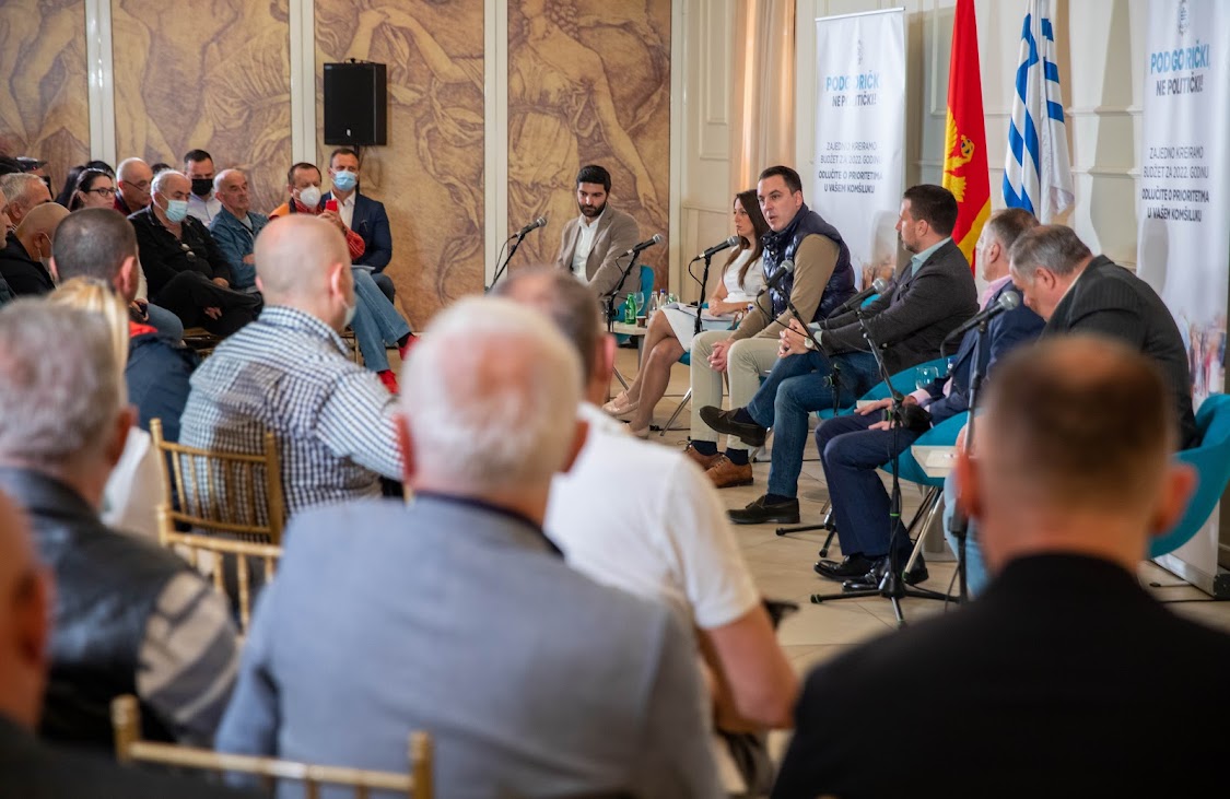 Vuković sa mještanima Zlatice i Zagoriča: Nastavlja se unapređenje uslova života u podgoričkim naseljima