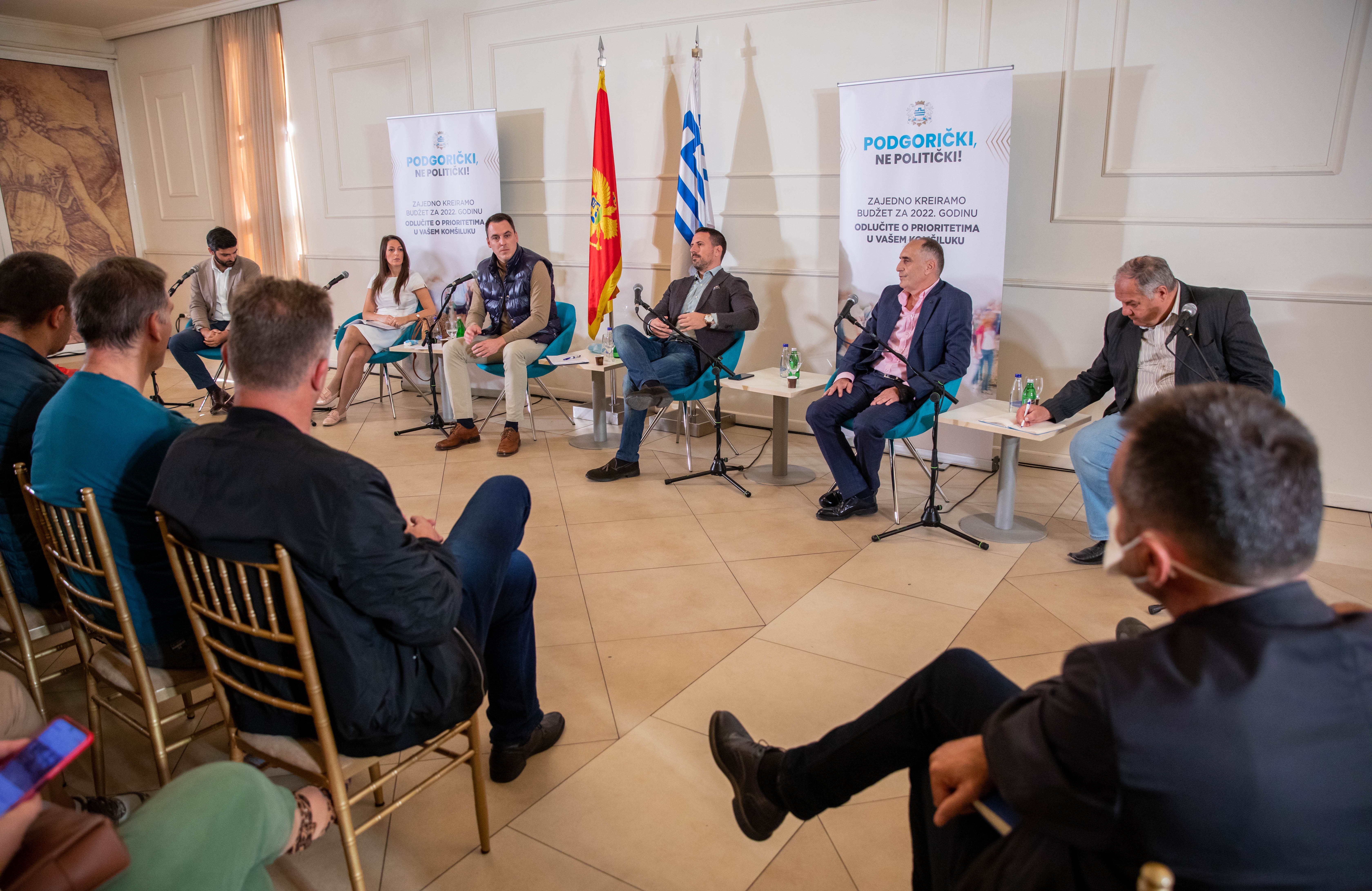 Vuković sa mještanima Zlatice i Zagoriča: Nastavlja se unapređenje uslova života u podgoričkim naseljima