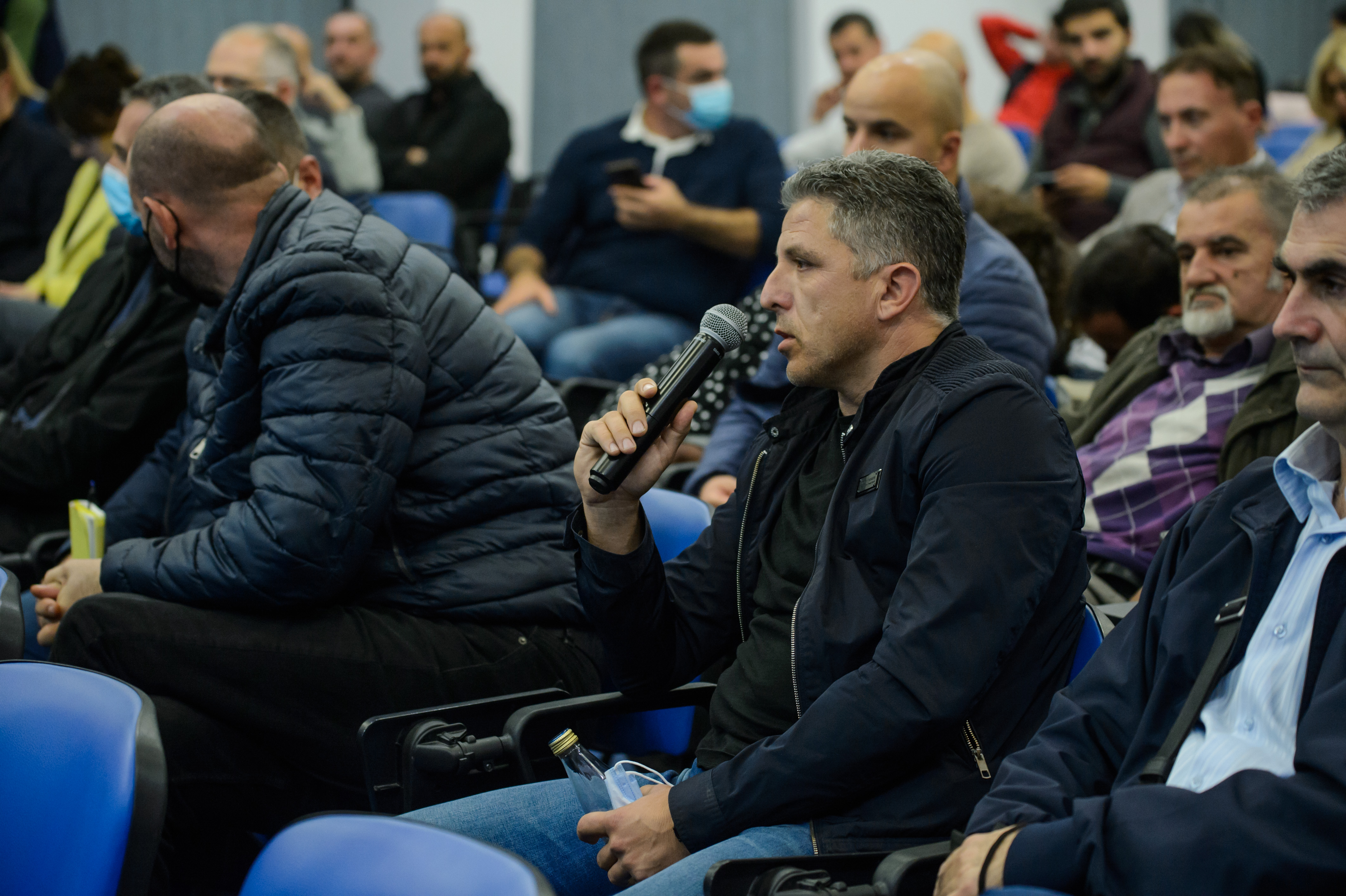 Vuković sa stanovnicima MZ „1. maj" i „Dajbabe": Glavni grad će podržati izgradnju dječijeg igrališta u City kvartu