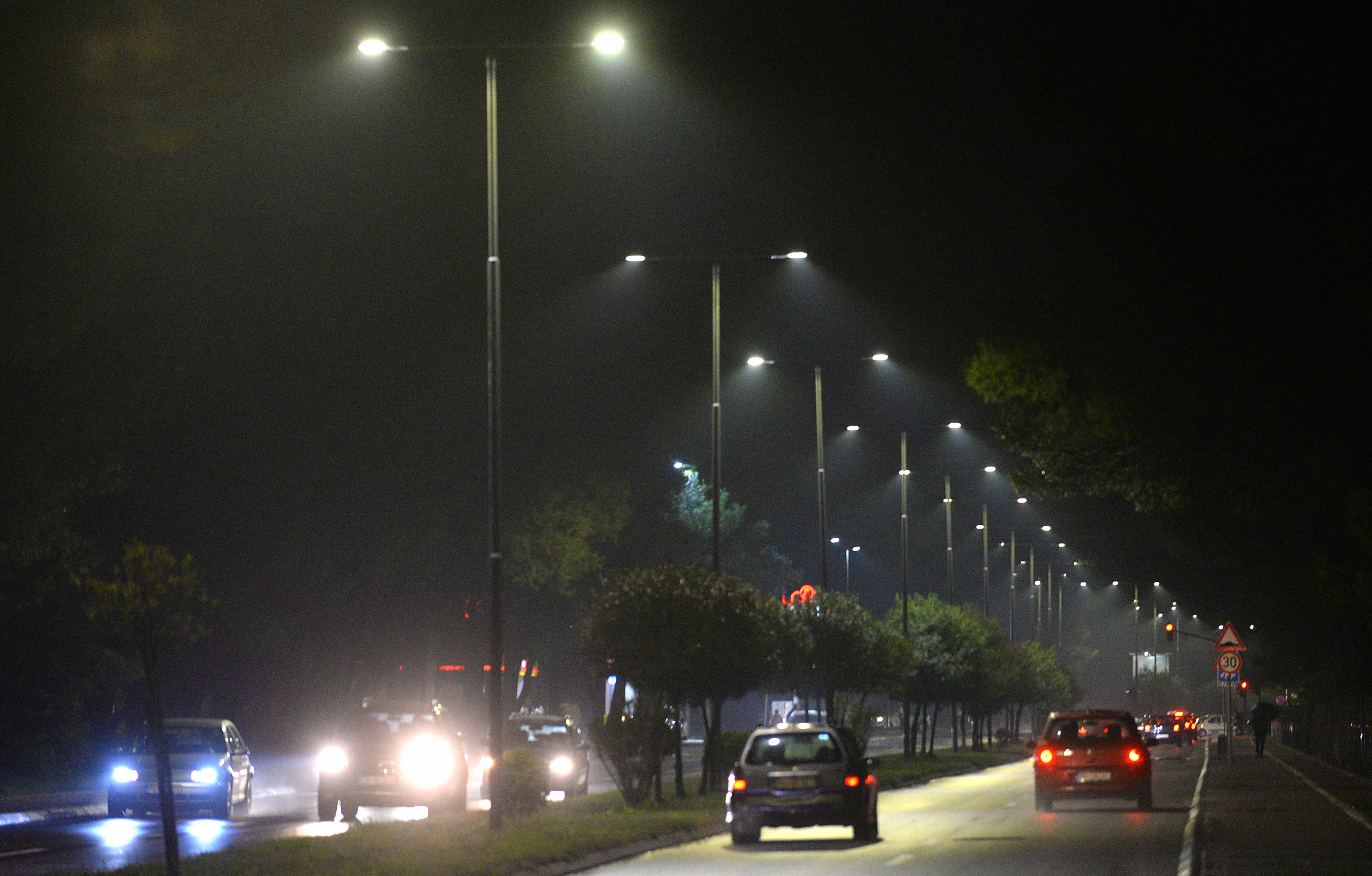 Nova rasvjeta na Bulevaru Mihaila Lalića i Ulici Džona Džeksona