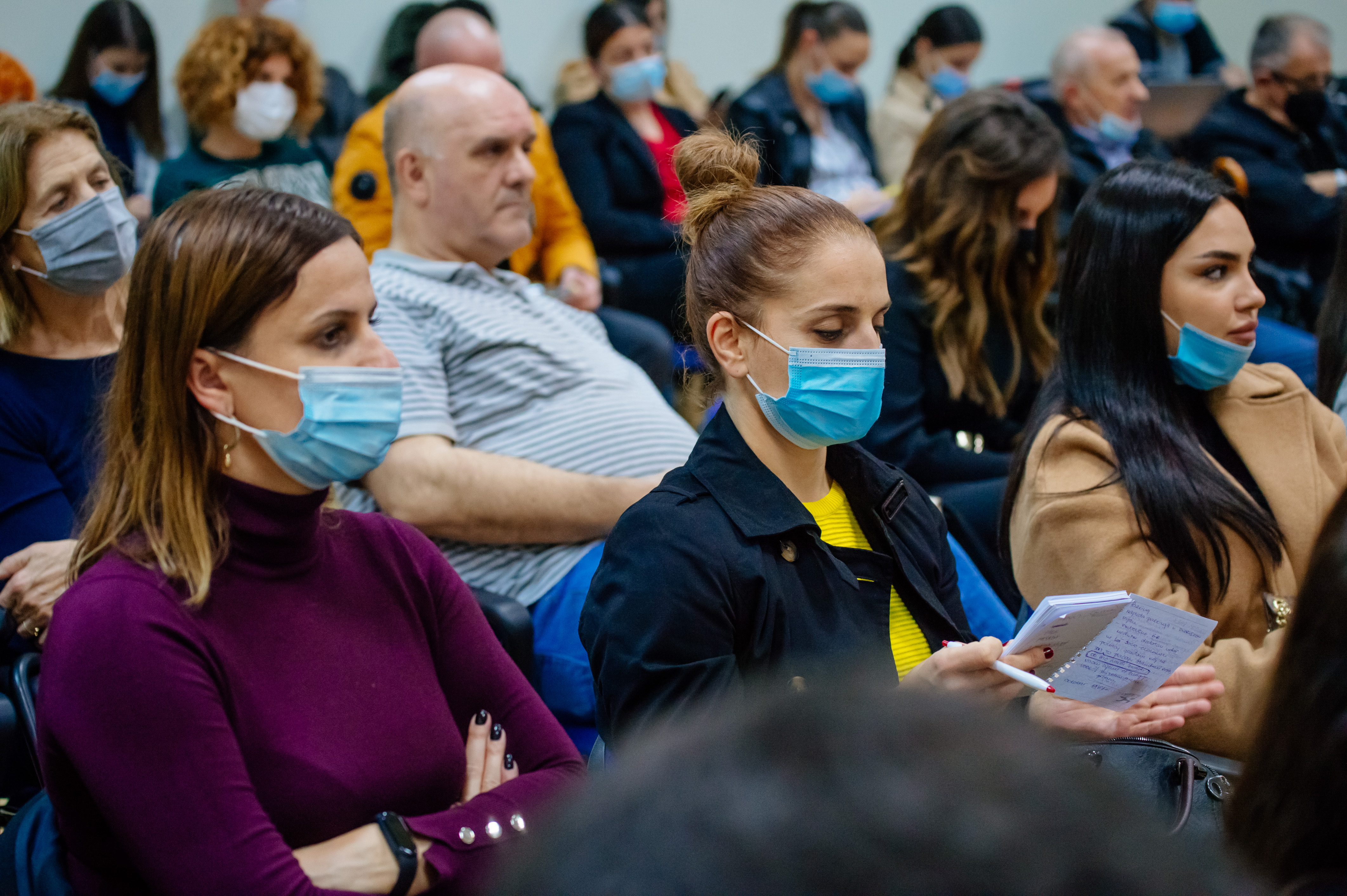 Vuković sa stanovnicima mjesnih zajednica "13. jul" i "Momišići"; U projekte u ovom dijelu grada uloženo 2,2 miliona eura