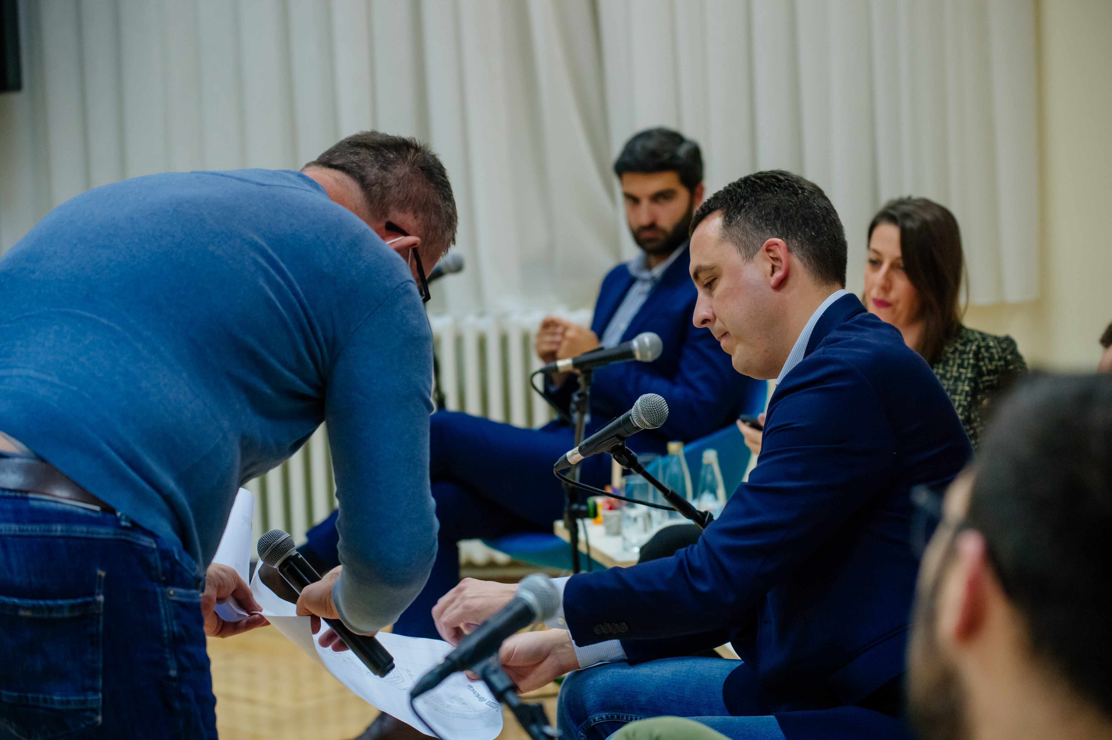 Vuković sa stanovnicima mjesnih zajednica "13. jul" i "Momišići"; U projekte u ovom dijelu grada uloženo 2,2 miliona eura