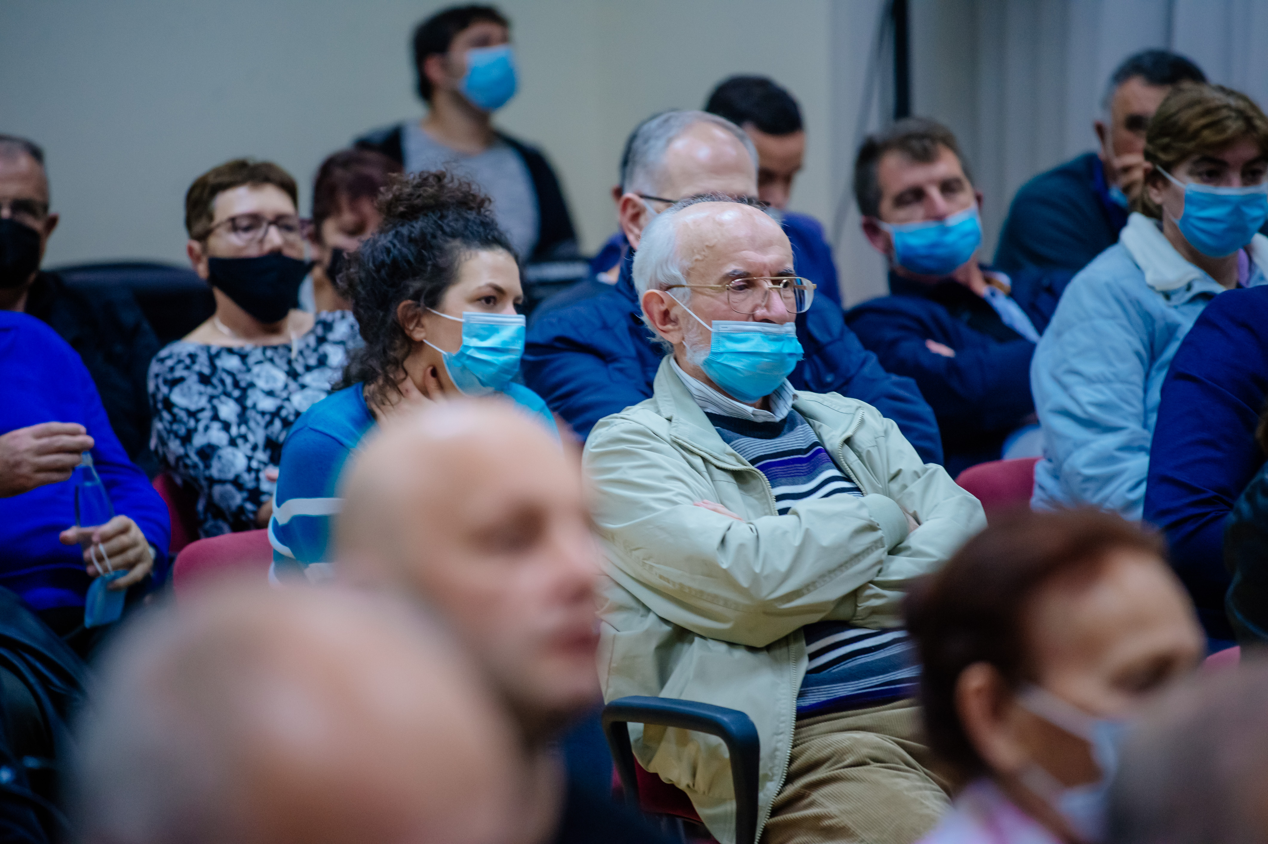 Vuković sa stanovnicima mjesnih zajednica "13. jul" i "Momišići"; U projekte u ovom dijelu grada uloženo 2,2 miliona eura