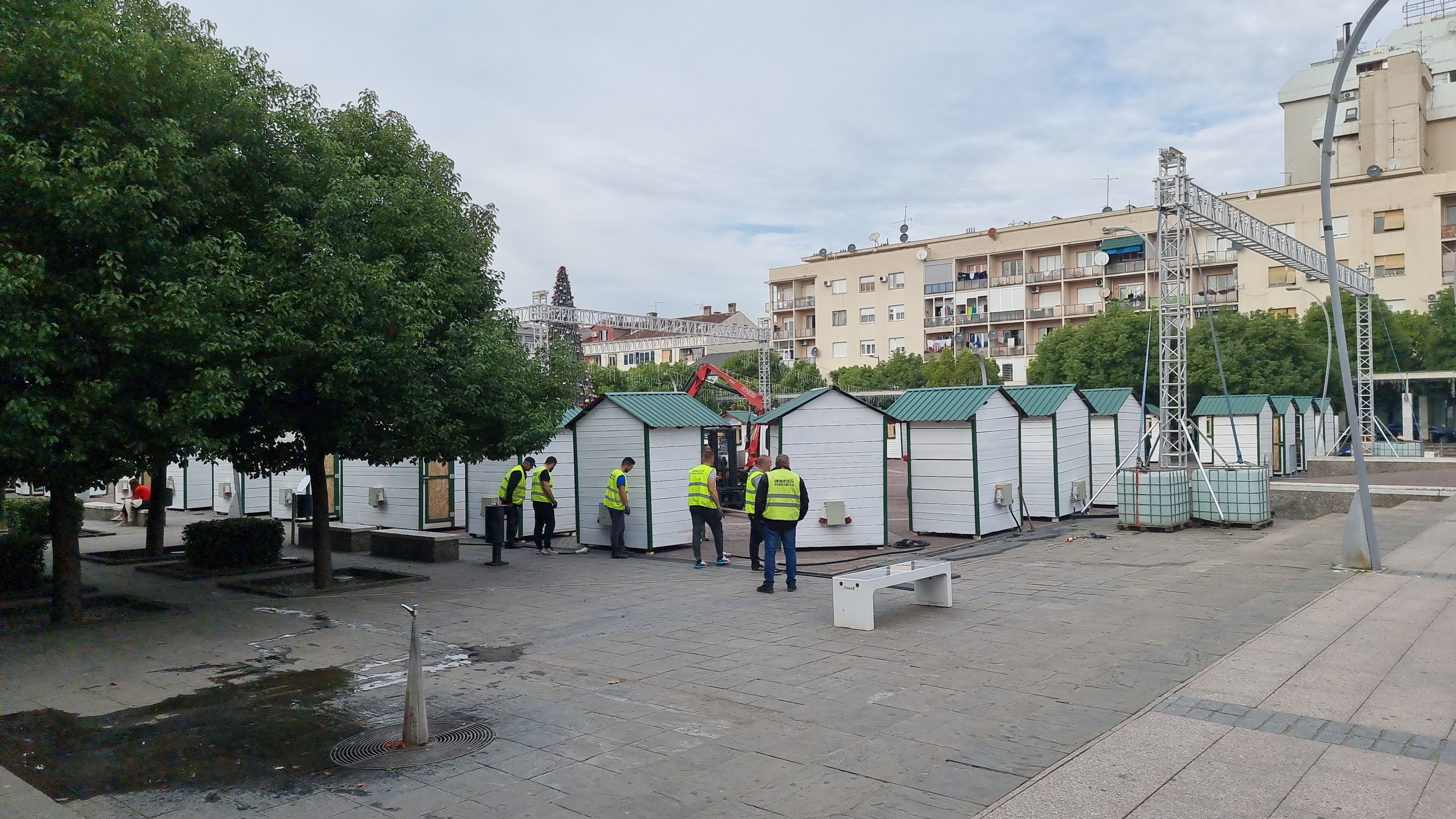 Pazar dolazi u grad; U toku pripreme za početak jedne od najljepših manifestacija u Podgorici