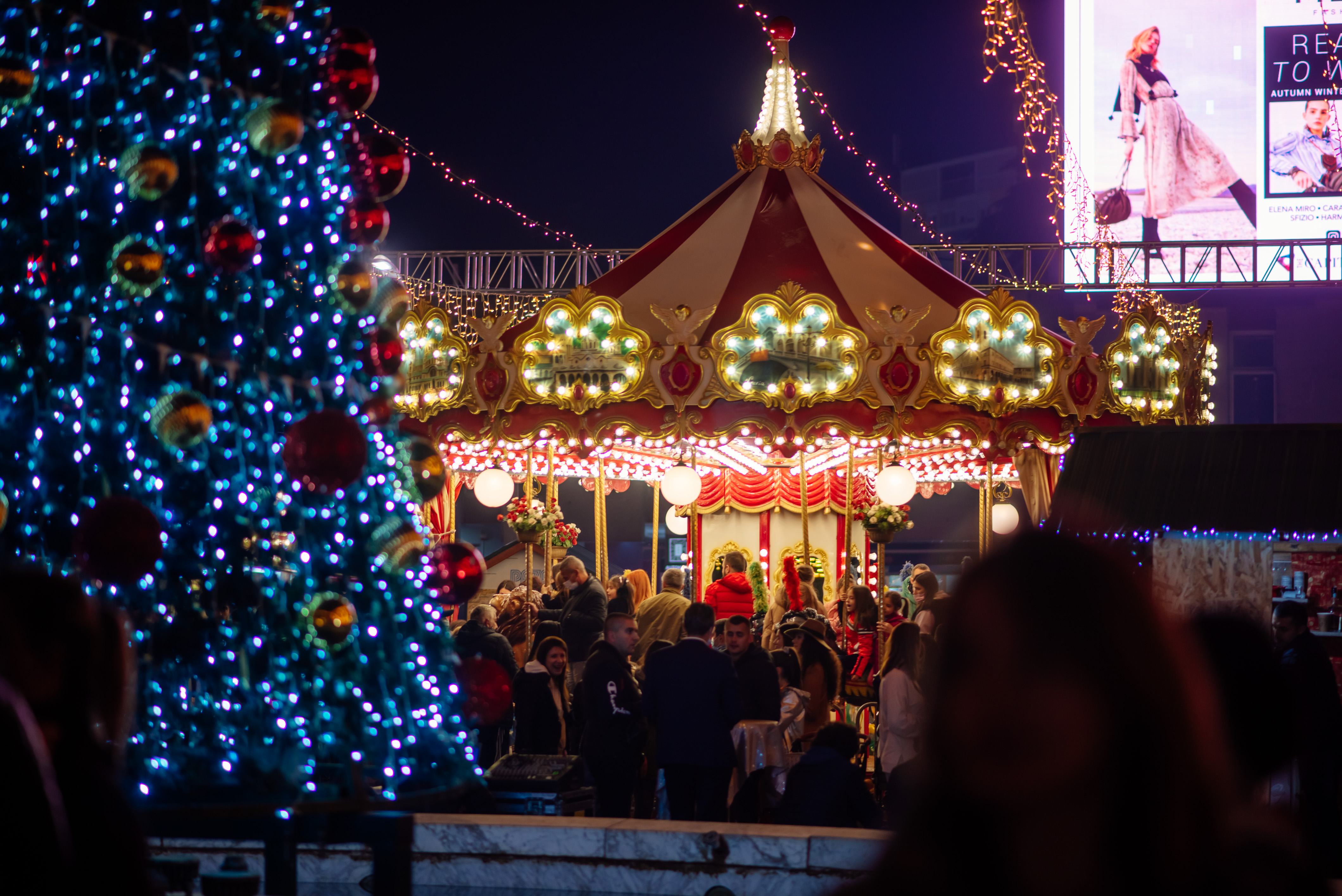 Pazar se vratio u grad- Centar Podgorice do 15. januara u prazničnom duhu